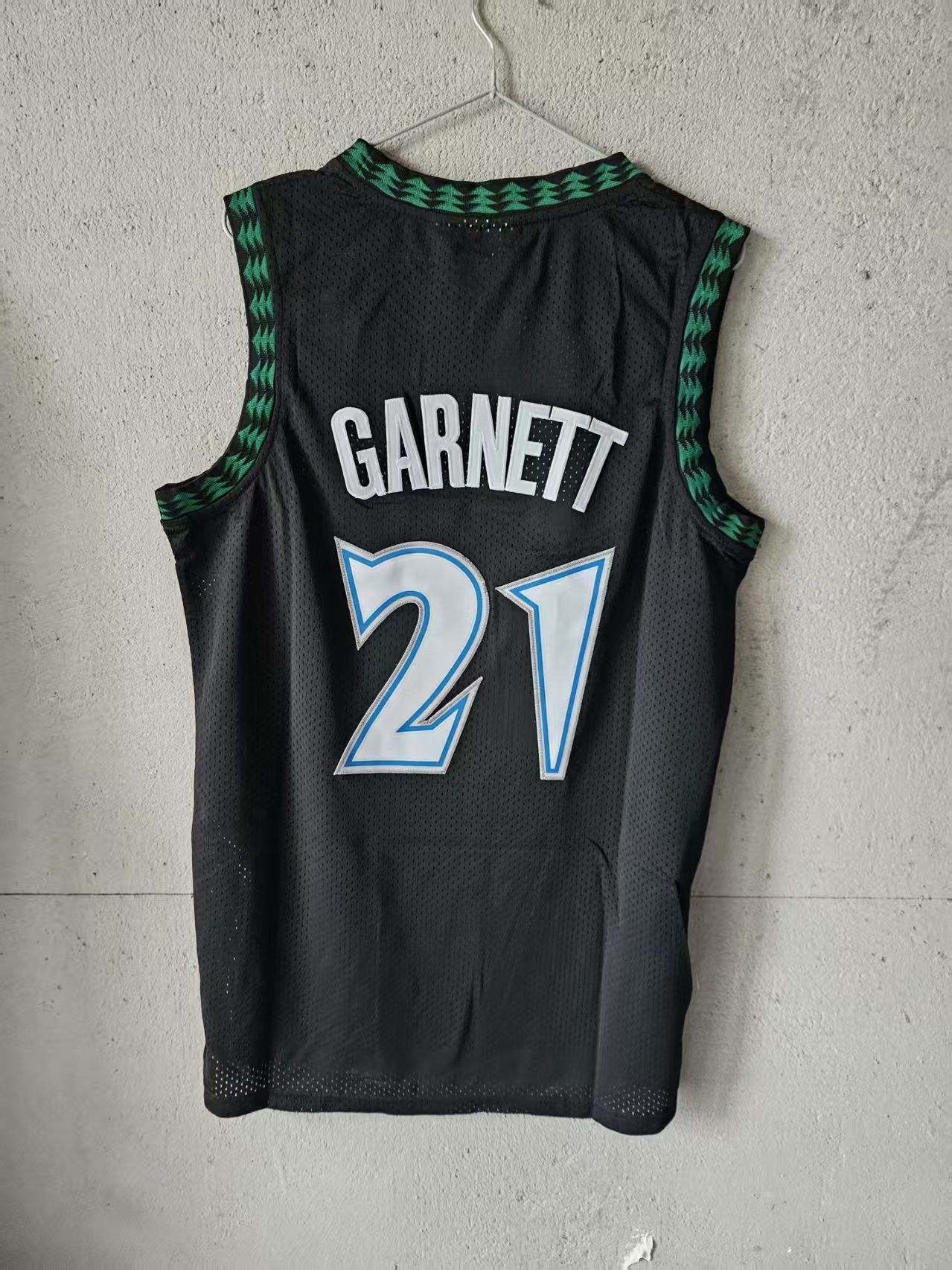 NBA Timberwolves 21 Garnett Jersey Size US S / EU 44-46 / 1 - 2 Thumbnail
