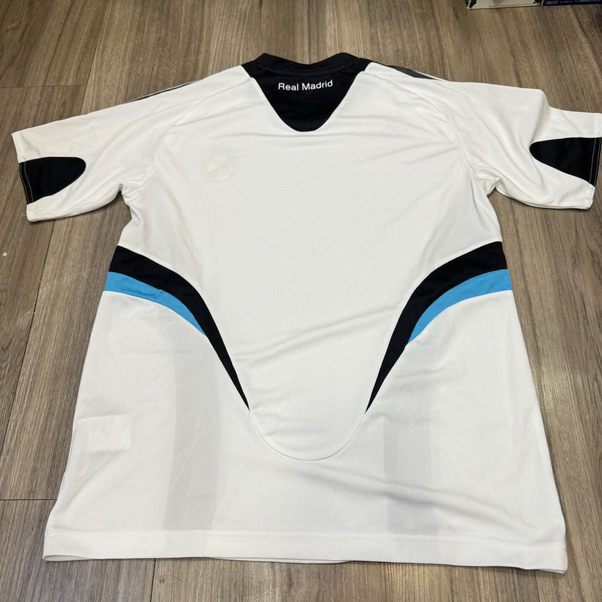 Adidas Real Madrid 08/09 training shirt Size US M / EU 48-50 / 2 - 2 Thumbnail
