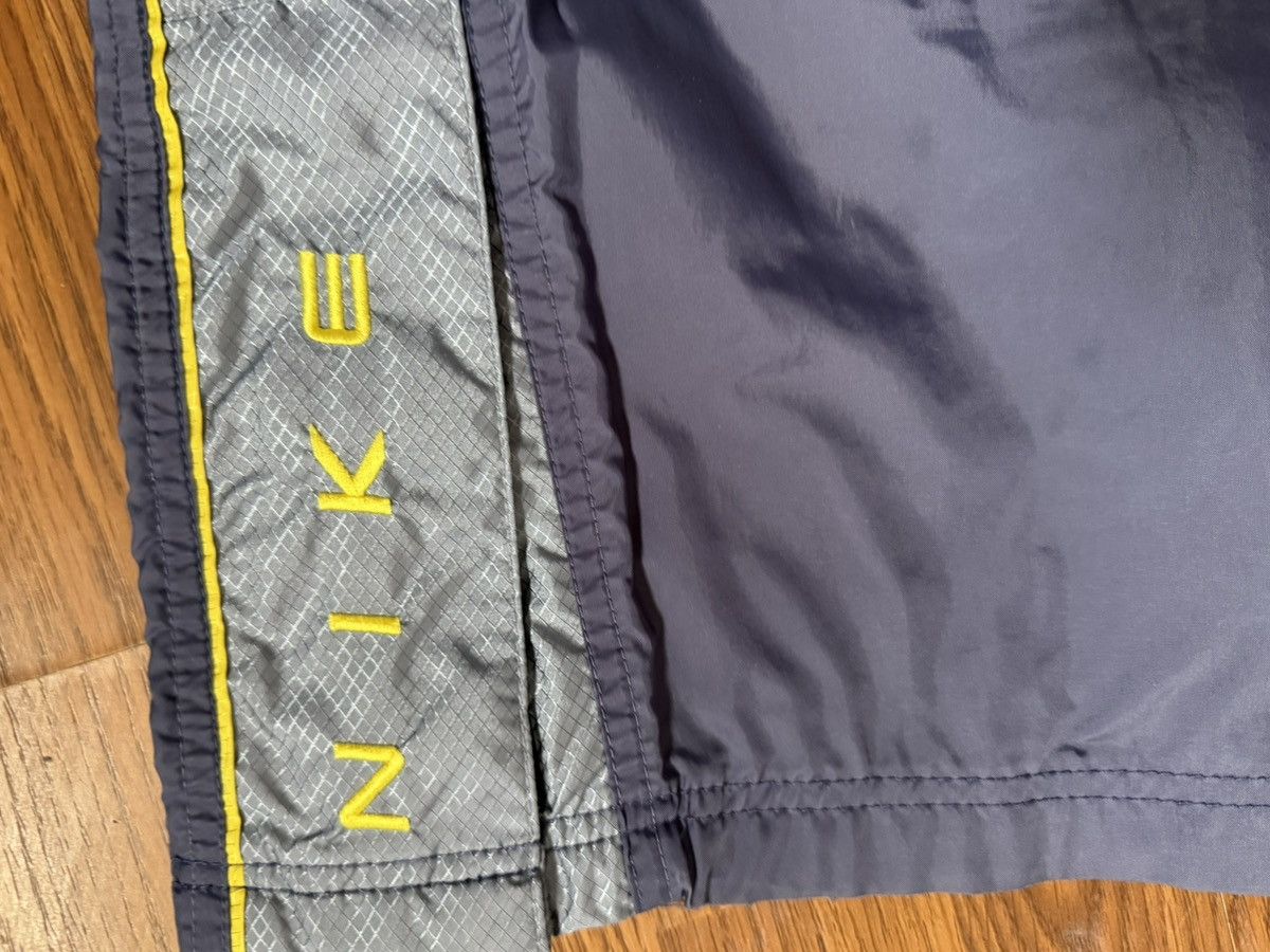 Nike VTG 90s Nike windbreaker track pants size w Size US 34 / EU 50 - 5 Thumbnail