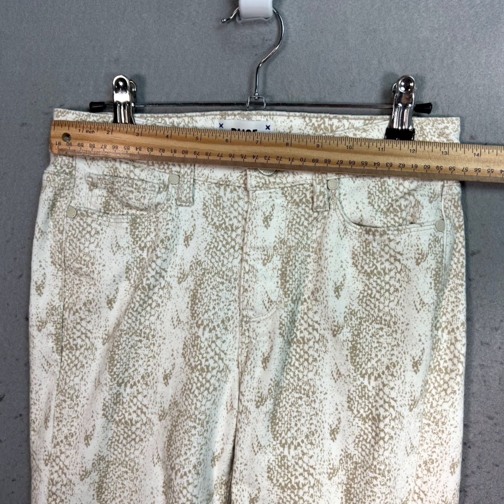 Paige PAIGE Snake Print Ankle Jeans Womens Size 26 Beige Stretch Cotton Blend Size 26" / US 2 / IT 38 - 6 Thumbnail