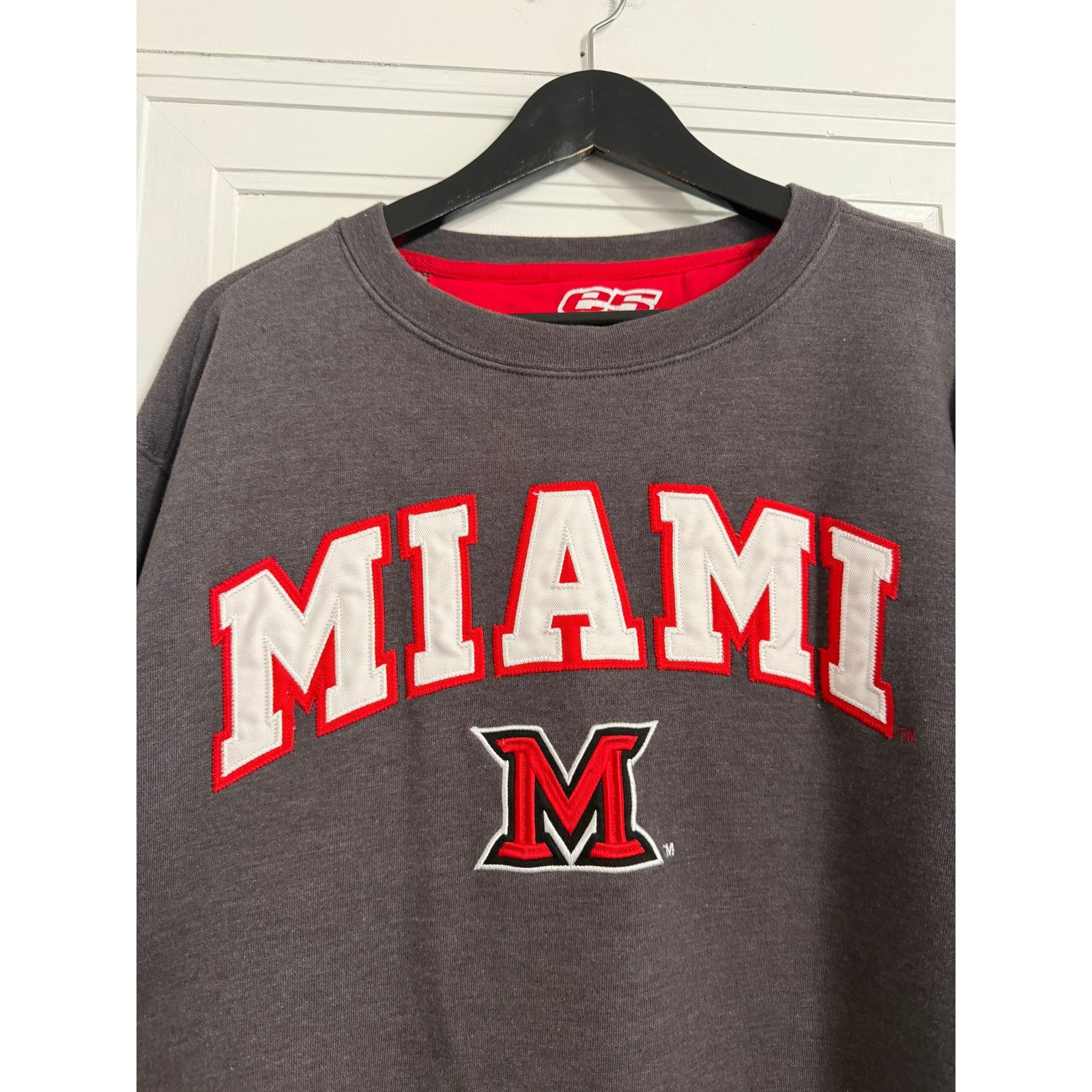 NCAA University of Miami Ohio Redhawks Crewneck Sweatshirt Size M Size US M / EU 48-50 / 2 - 2 Thumbnail