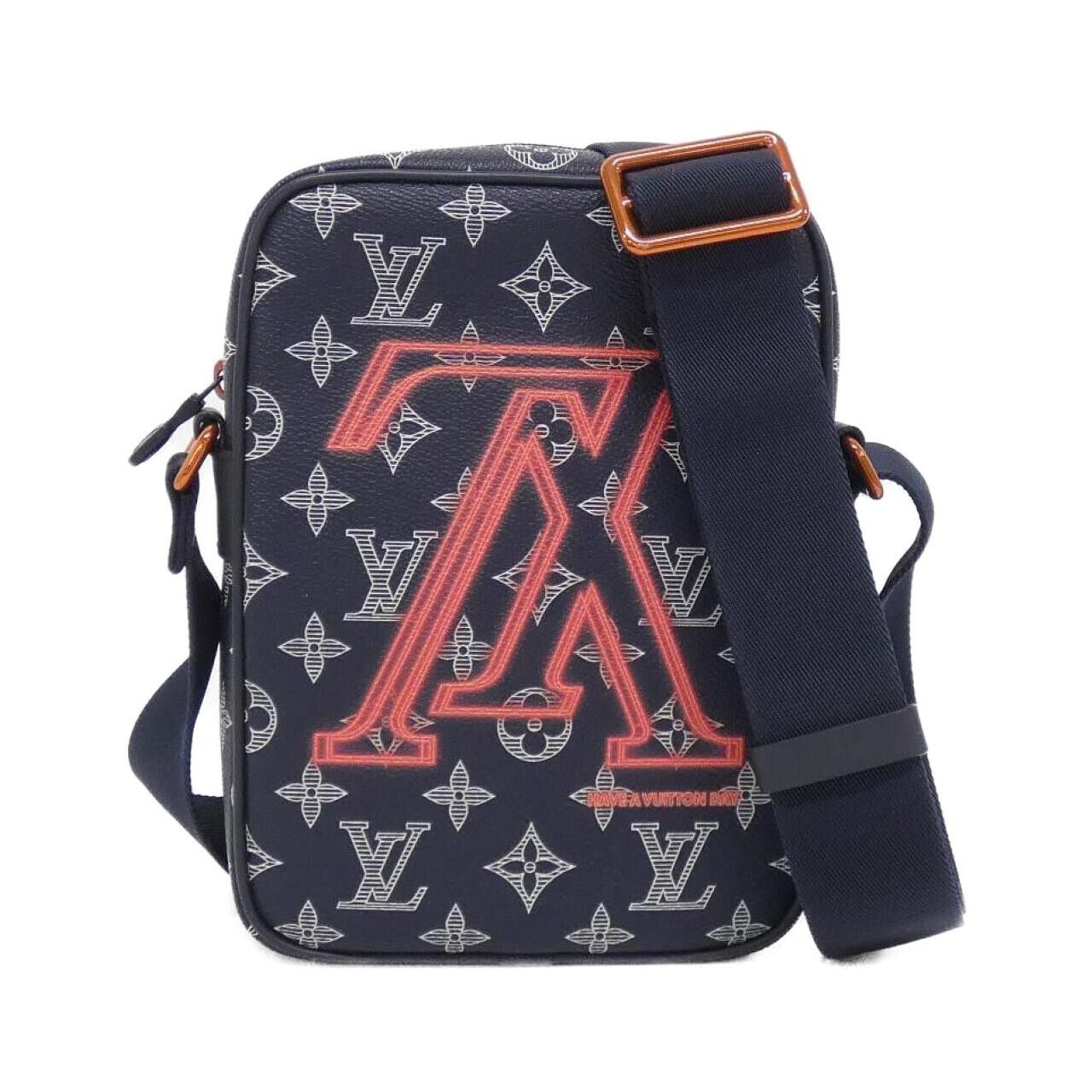 Louis Vuitton Louis Vuitton Louis Vuitton Danube Monogram Ink Shoulder Bag Textile Shoulder Bag M43678 DUTY FREE for USA Size ONE SIZE - 1 Thumbnail