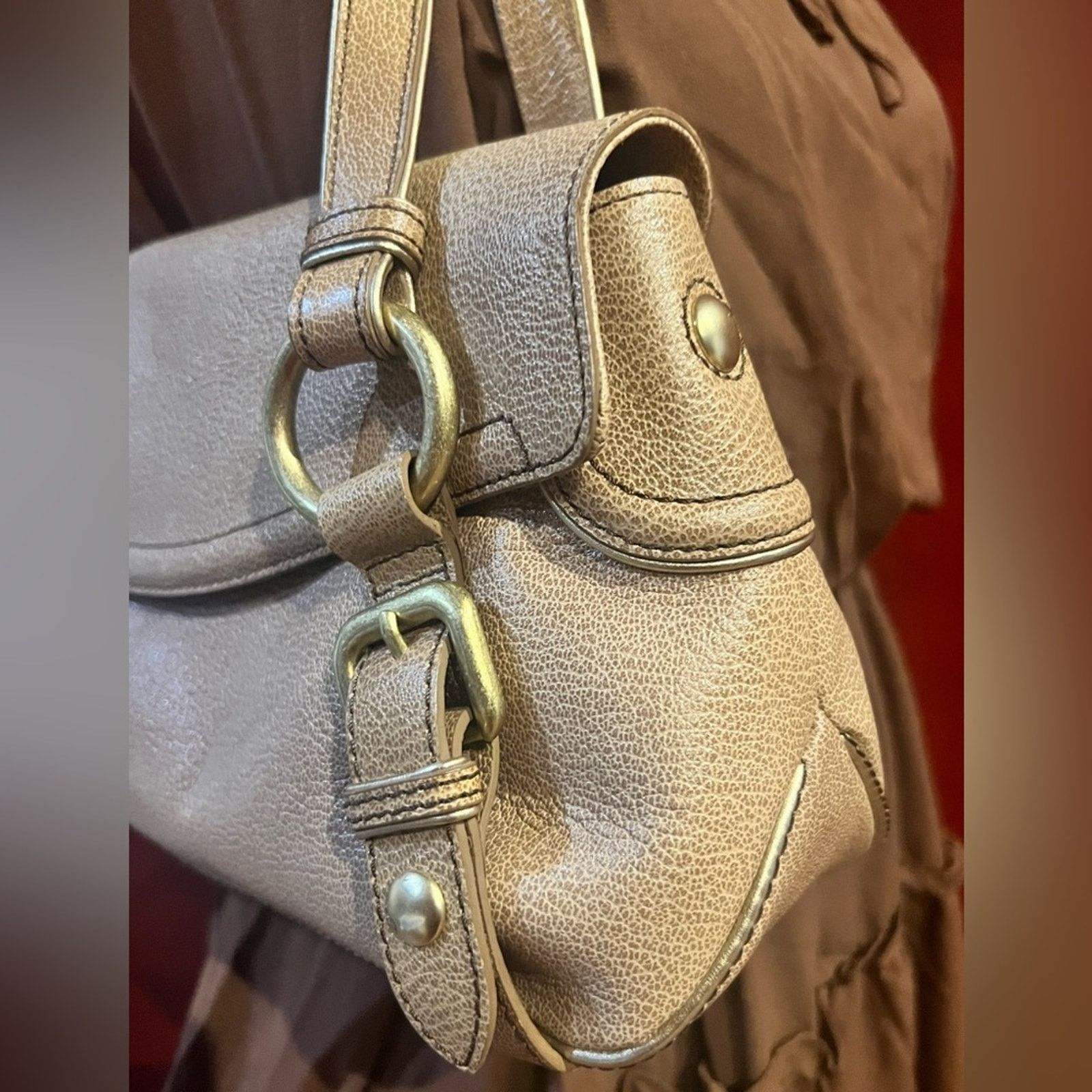 Kenneth Cole Kenneth Cole Pebbled Leather Satchel Purse Double Handle Size ONE SIZE - 3 Thumbnail