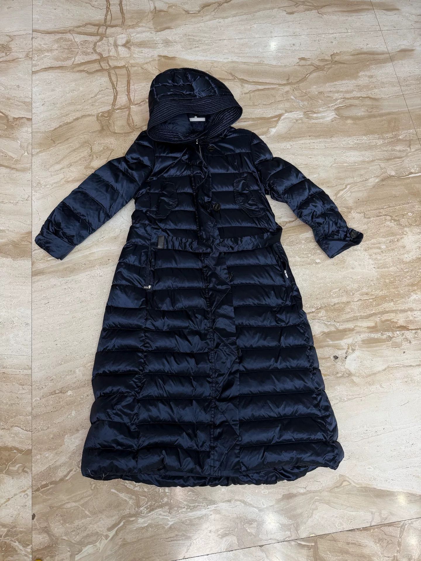 Max Mara S MaxMara Black Long Down Jacket Size US S / EU 44-46 / 1 - 1 Thumbnail