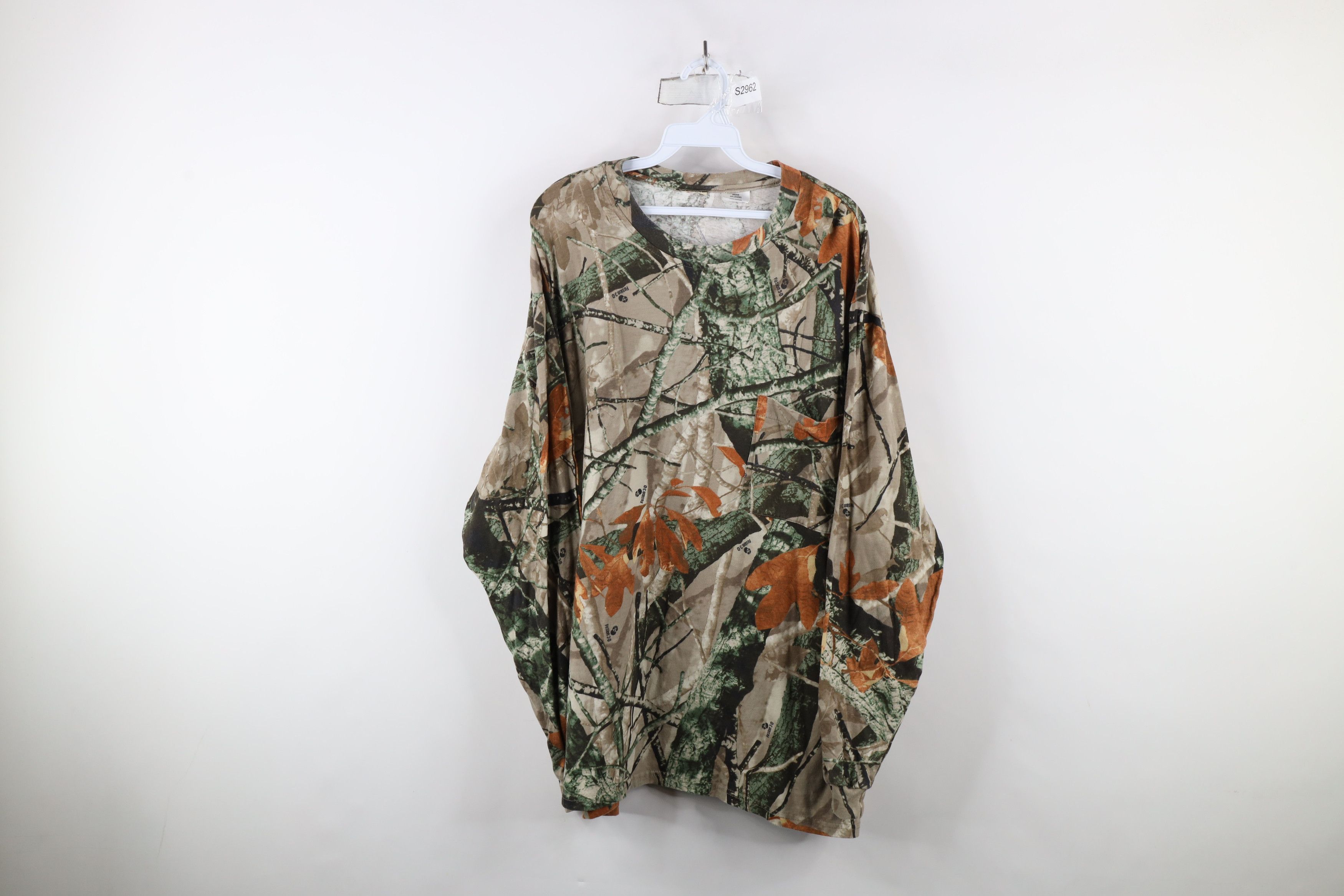 Vintage Vintage Streetwear Camouflage Long Sleeve Pocket T-Shirt Size US XXL / EU 58 / 5 - 1 Thumbnail