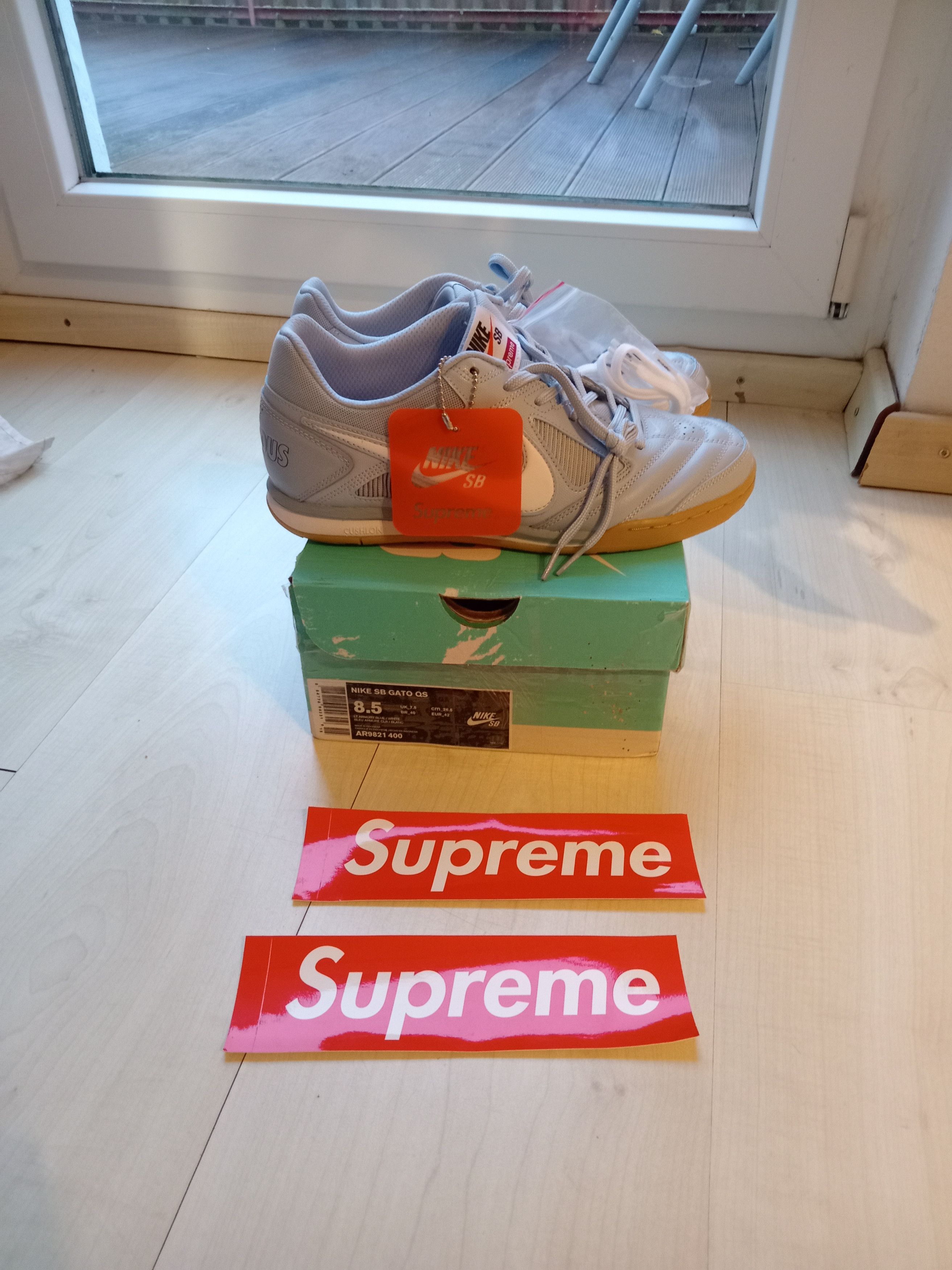 Nike New in Tags Nike gato supreme lunargato Size US 9 / EU 42 - 1 Thumbnail