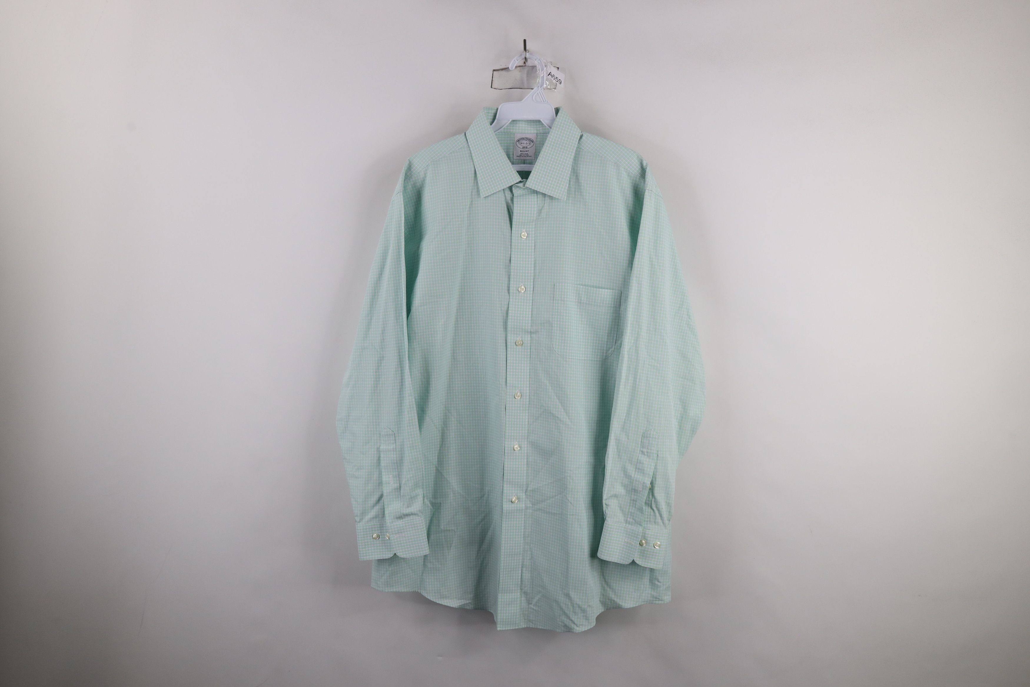 Brooks Brothers × Vintage Vintage 90s Brooks Brothers Regent Button Shirt Plaid Green Size US M / EU 48-50 / 2 - 1 Thumbnail