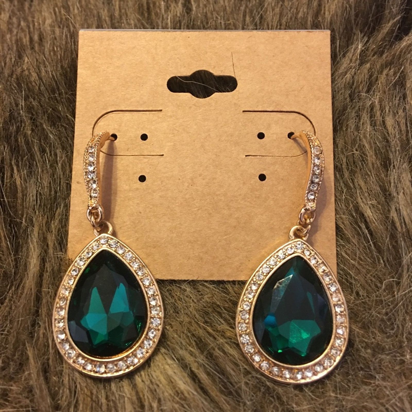 Jewelry Tear drop simulated emerald drop earrings Size ONE SIZE - 1 Thumbnail