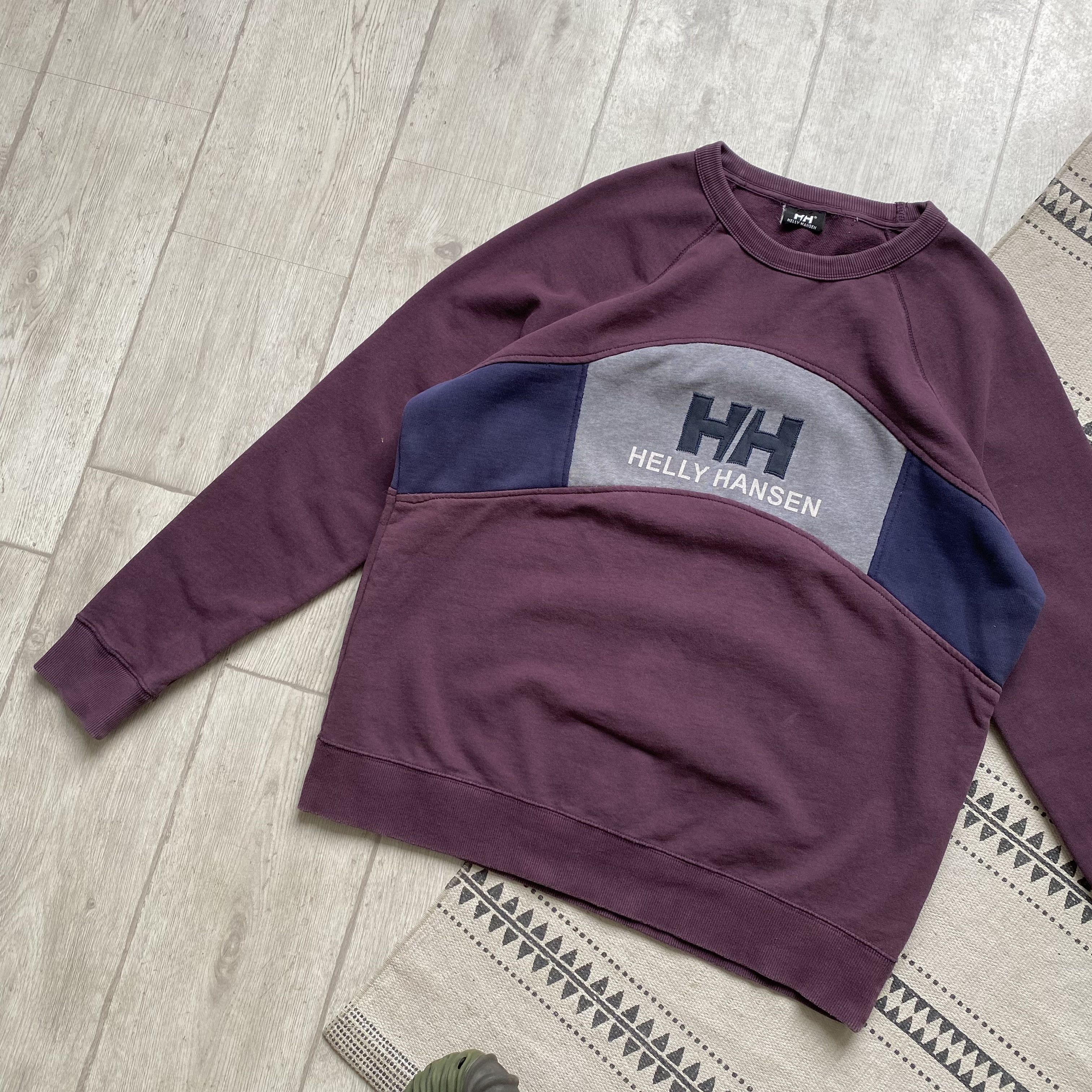 Helly Hansen 🏔️ Vintage Helly Hansen Sweatshirt Center logo patagonia Size US L / EU 52-54 / 3 - 7 Thumbnail