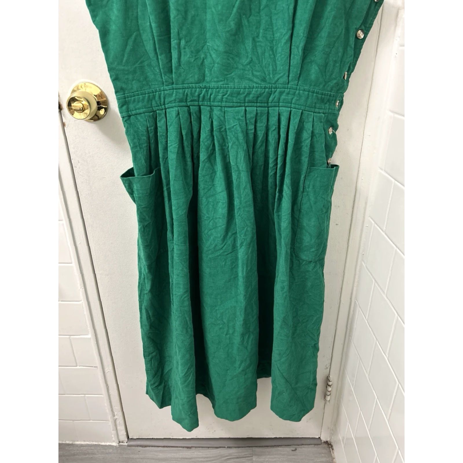 Vintage VINTAGE L.L. Bean Corduroy Jumper Dress Womens 16 Green Pinafore Made In USA Pockets Midi Dress Size XXL / US 16-18 / IT 52-54 - 3 Thumbnail