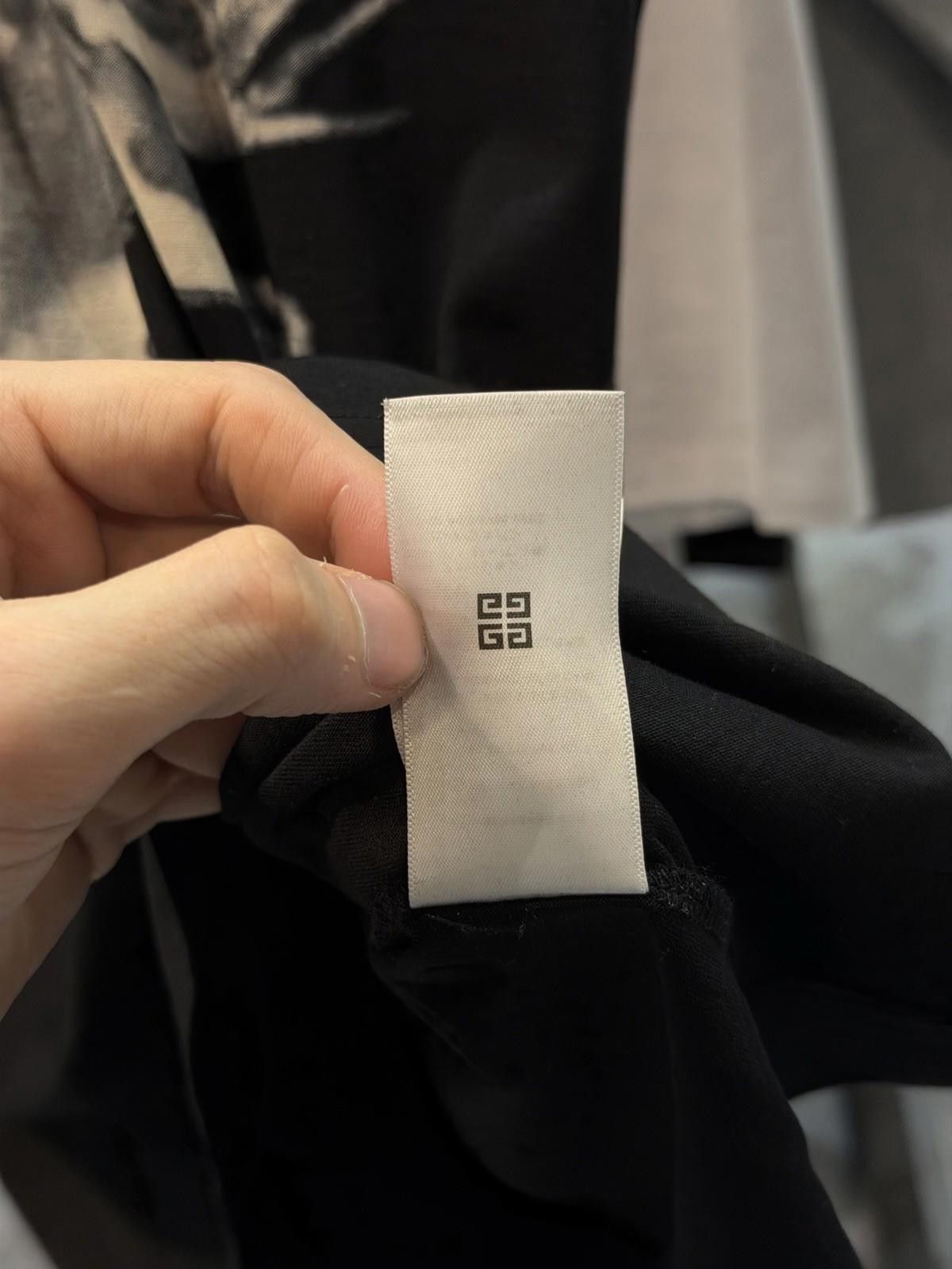 Givenchy Mens T-Shirt Givenchy Paris Black White $550 Retail Size XL Size US XL / EU 56 / 4 - 11 Thumbnail