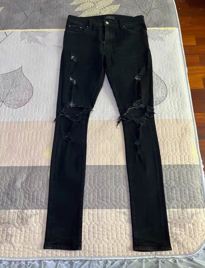 Amiri AMIRI Knee damage, old jeans 2501-Nextarrow Size US 32 / EU 48 - 1 Thumbnail