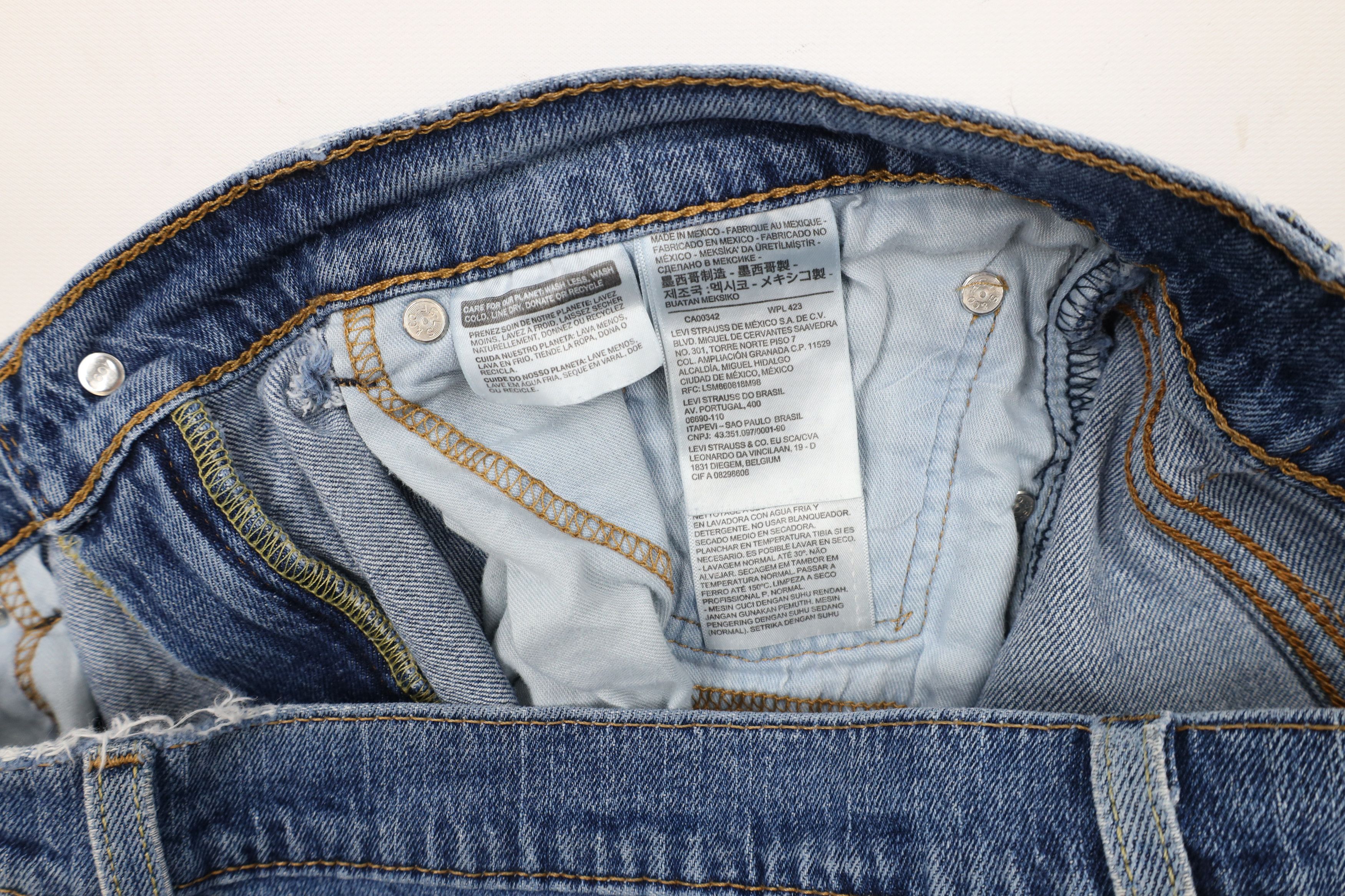 Levi's × Vintage Vintage Y2K Levis 505 Regular Fit Denim Jeans Blue Cotton Size US 36 / EU 52 - 11 Thumbnail