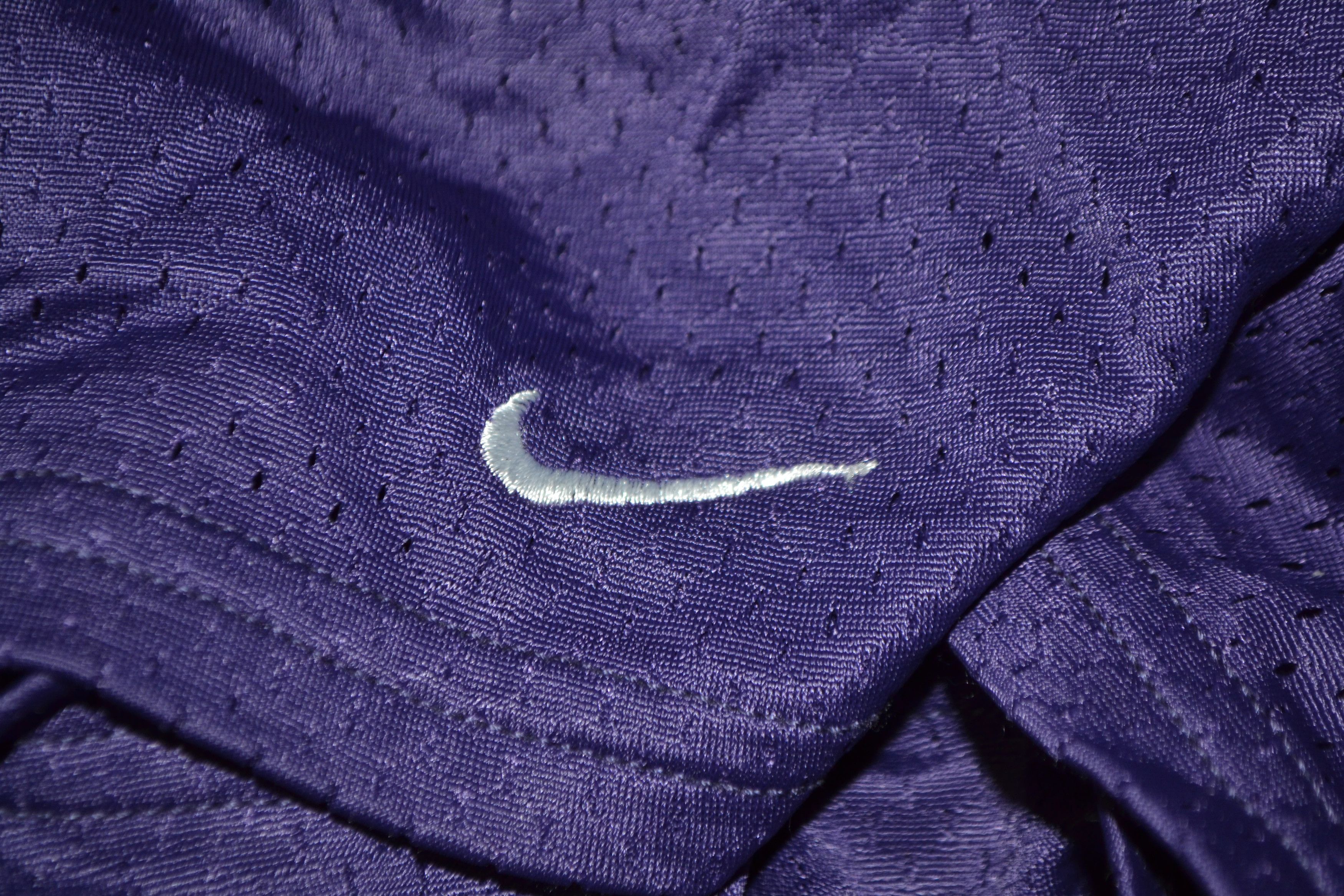 Nike Vintage Nike Nylon Basketball Made in USA Shorts 90s Size US 36 / EU 52 - 7 Thumbnail