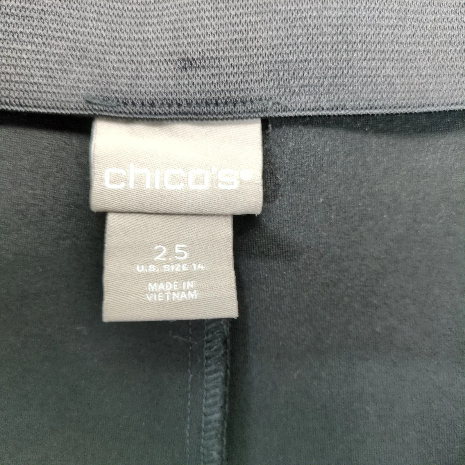 Chicos Chico's Black Straight Leg Pull-On Pants Women's 14 36x27" Size 36" / US 14 / IT 50 - 3 Thumbnail