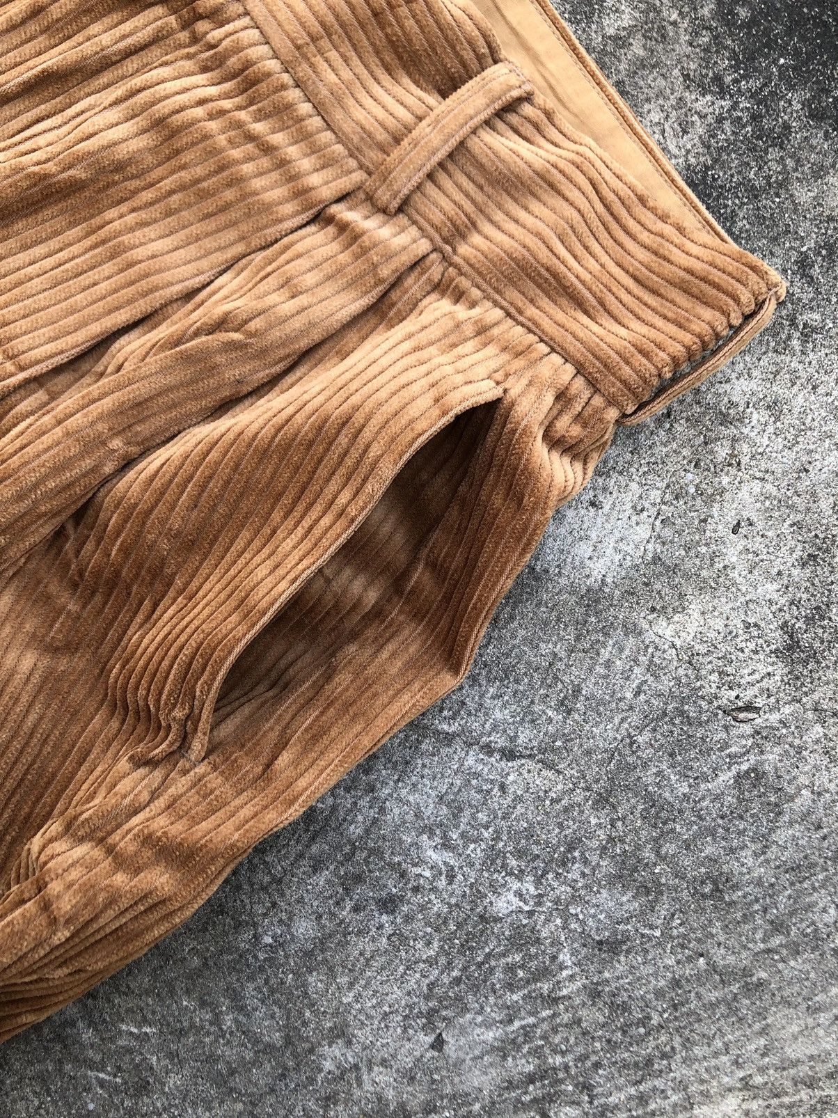 GU × Japanese Brand × Yohji Yamamoto GU CORDUROY WIDE PANTS JAPANESE STYLE Size 28" / US 6 / IT 42 - 6 Thumbnail