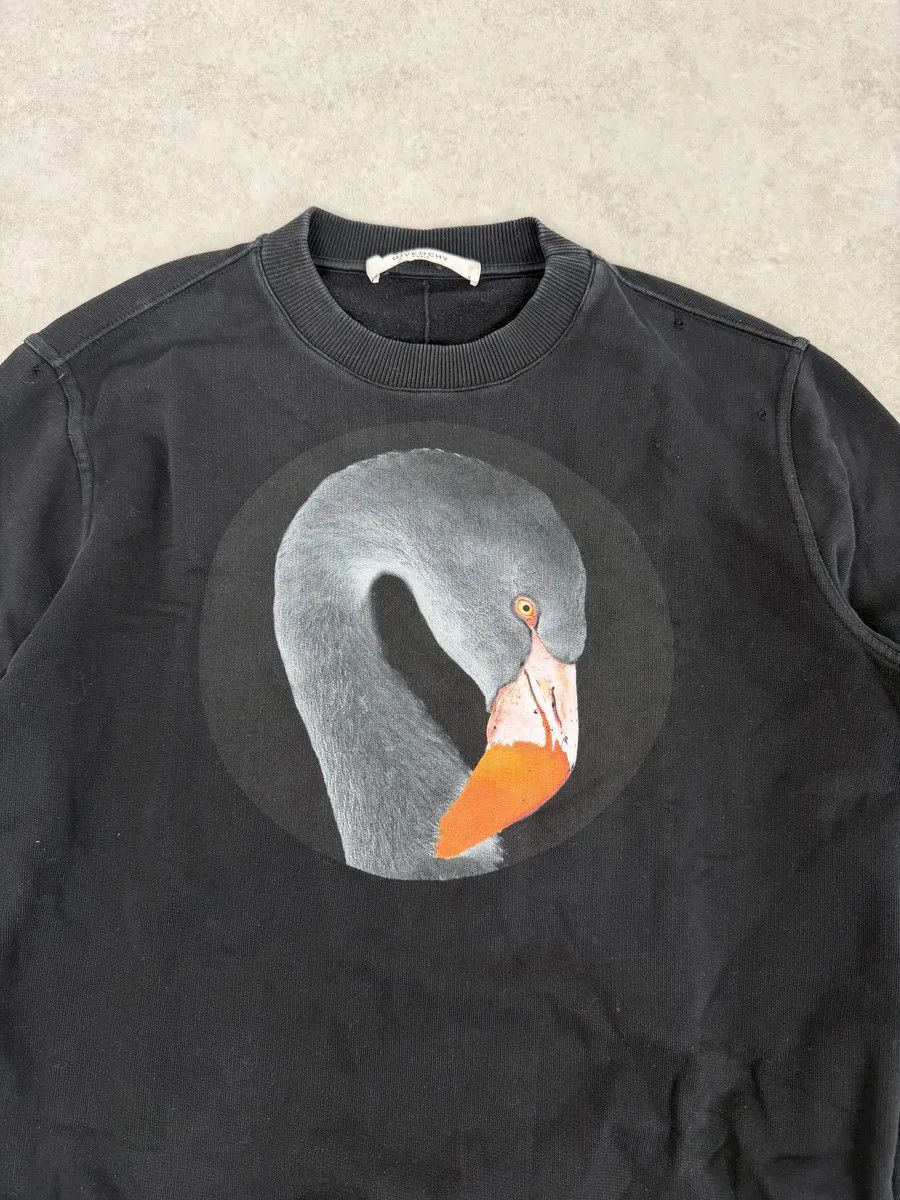 Givenchy AW2017 Givenchy Black Duck Crewneck Sweater by Riccardo Tisci Size US S / EU 44-46 / 1 - 10 Thumbnail