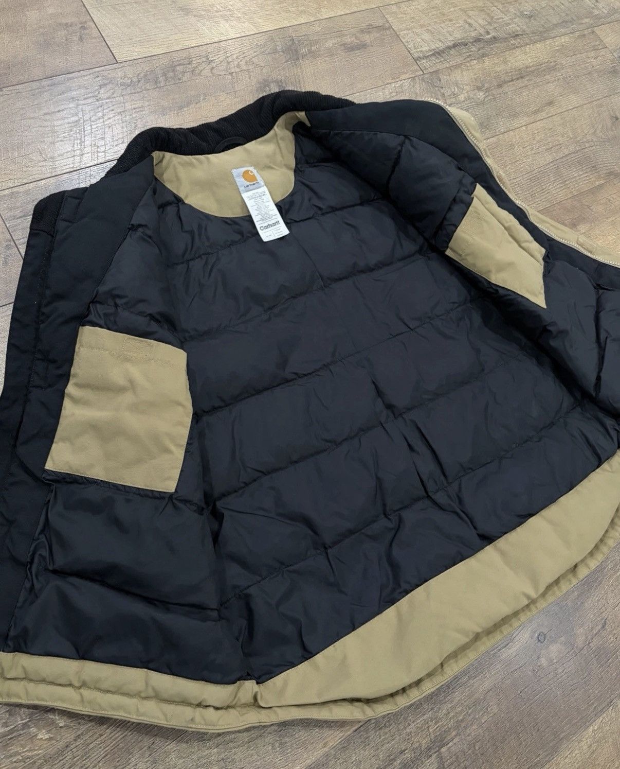 Carhartt Carhartt Quilted Vest XL Khaki Ribbed Collar Full Zip Size US XL / EU 56 / 4 - 3 Thumbnail