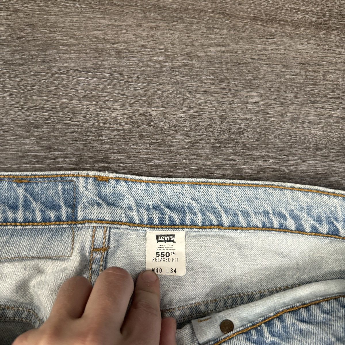 Levi's × StraightFaded × Vintage Vintage 90s Levi’s 550 Faded & distressed baggy jeans Size US 40 / EU 56 - 7 Thumbnail