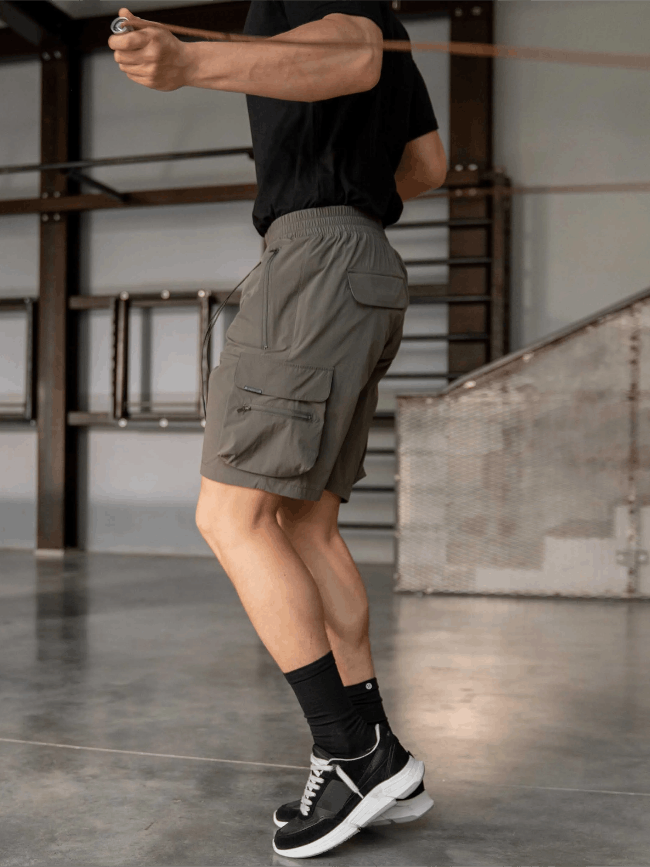Represent Clo. Brand New 247 Cargo Bermuda Shorts Size XS Size US 28 / EU 44 - 1 Thumbnail