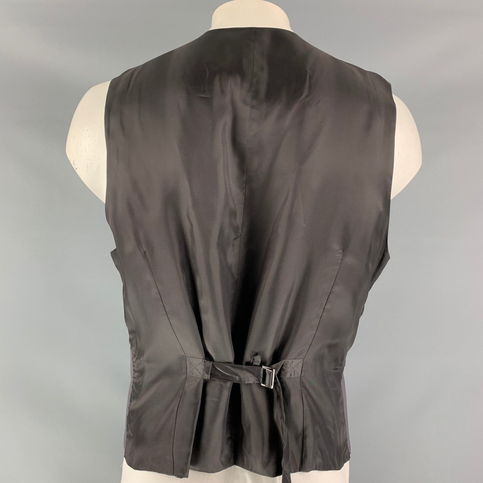 Dolce & Gabbana DOLCE & GABBANA Size 46 Solid Wool Buttoned Mauve Vest Size 46R - 3 Thumbnail