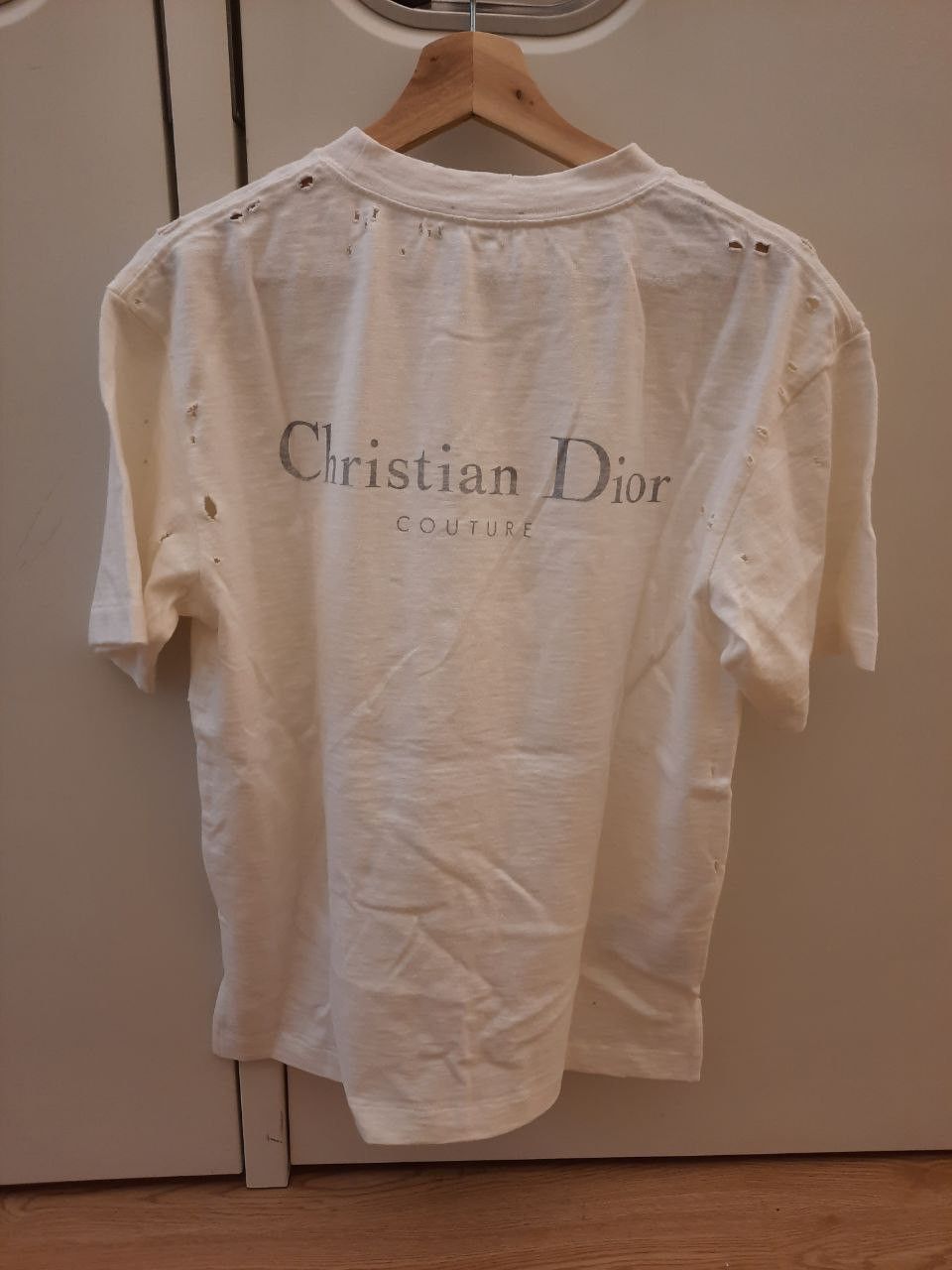 Dior Christian Dior Couture Distressed Logo Tee Size US XS / EU 42 / 0 - 2 Thumbnail