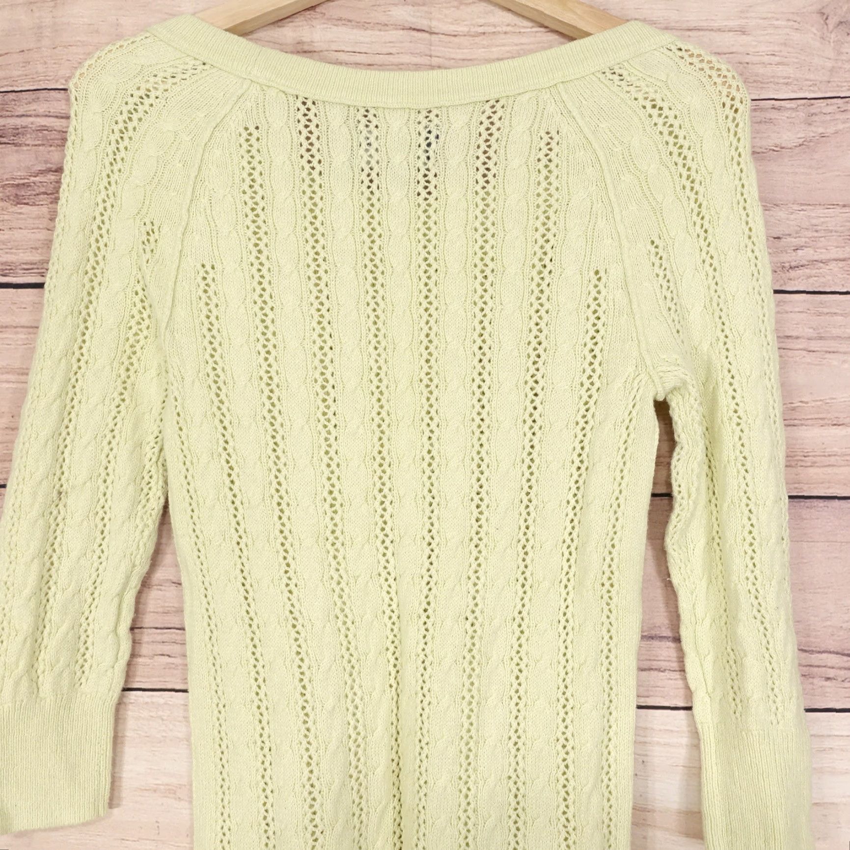 American Eagle Outfitters AMERICAN EAGLE PULLOVER SWEATER WOMENS SMALL YELLOW REGULAR FIT Size S / US 4 / IT 40 - 7 Thumbnail