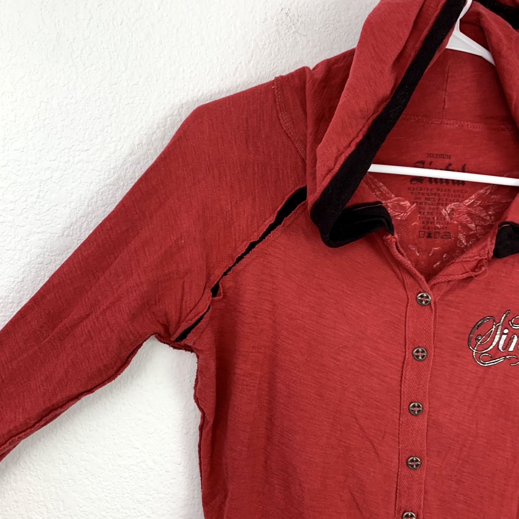 Affliction Sinful by Affliction Hoodie Women’s Red Wings Raglan Long Sleeve Button Front Graphic Print Slimming 100% Cotton Medium Size M / US 6-8 / IT 42-44 - 3 Thumbnail
