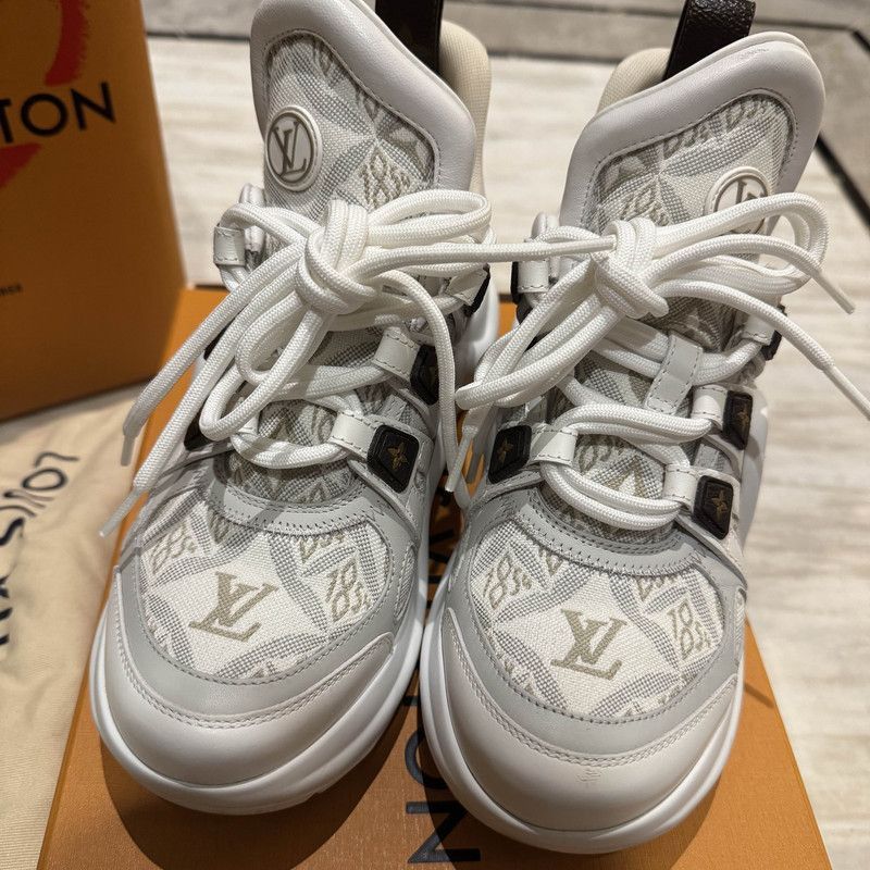 Louis Vuitton Louis Vuitton Archlight White Low-Top Sneakers - Size US 8 / IT 38 - 2 Thumbnail