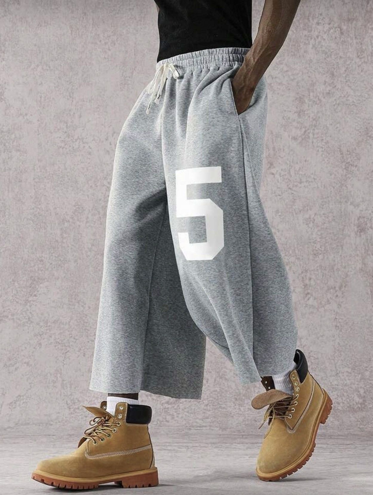 Other Gray Cropped Wide-Leg Sweatpants Size US 35 - 2 Thumbnail