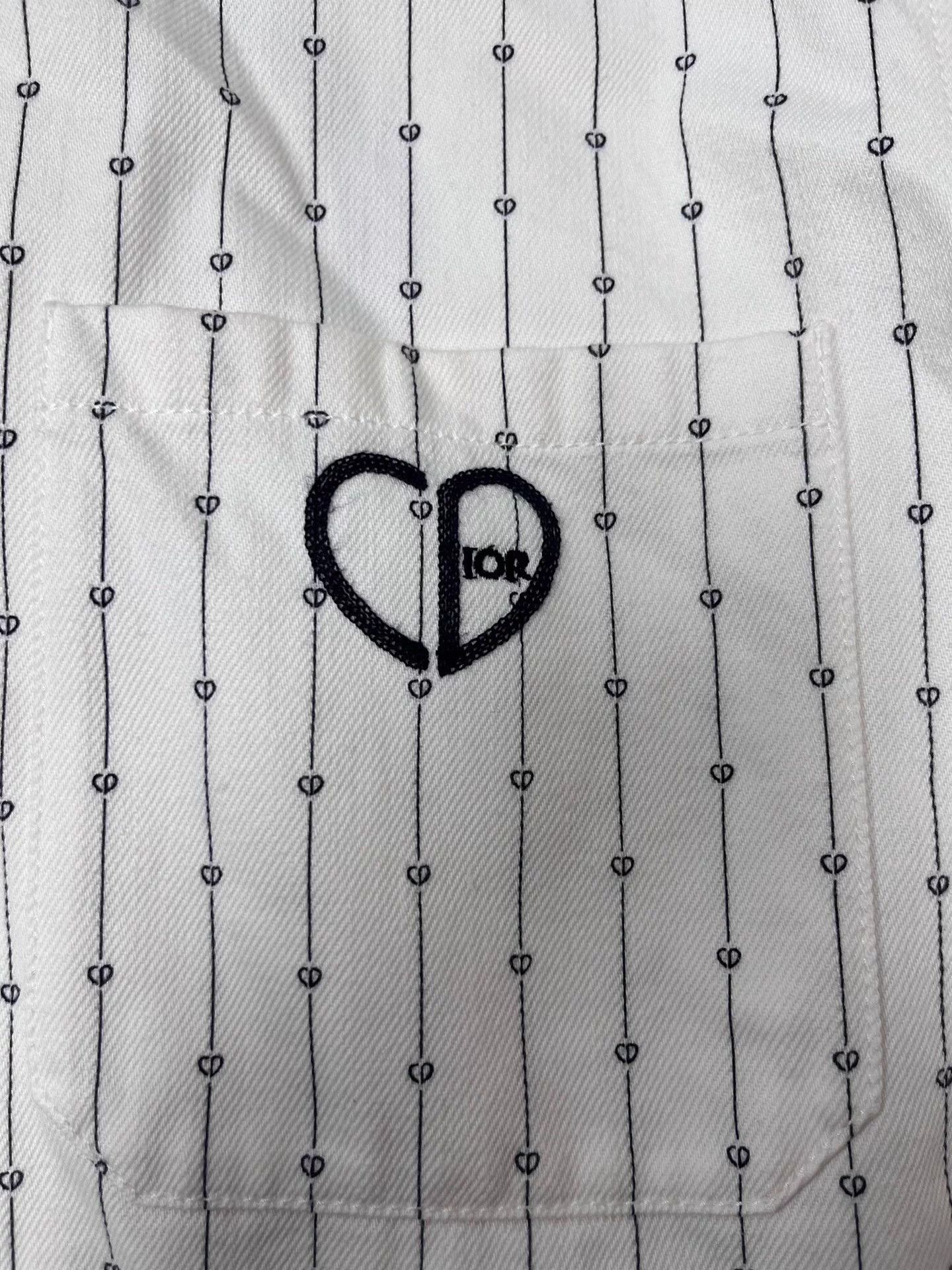 Dior DIOR logo-embroidery zip 44 men's white denim jacket Size US S / EU 44-46 / 1 - 3 Thumbnail