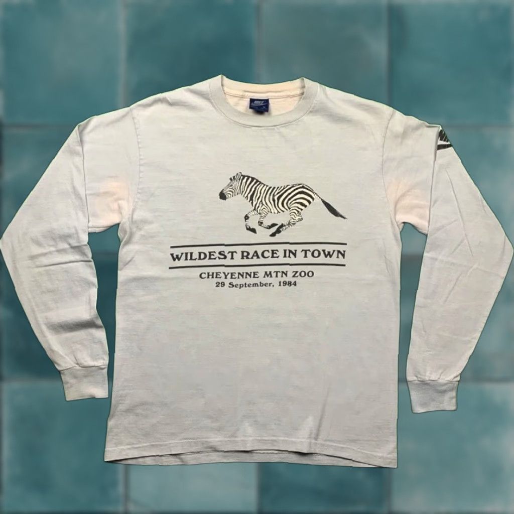 Nike VINTAGE Nike T Shirt USA Rare 1984 Running LS 80s Zebra Wild Race Cheyenne Zoo Shirt Mens Medium Blue USA Graphic Tee Size US M / EU 48-50 / 2 - 1 Thumbnail