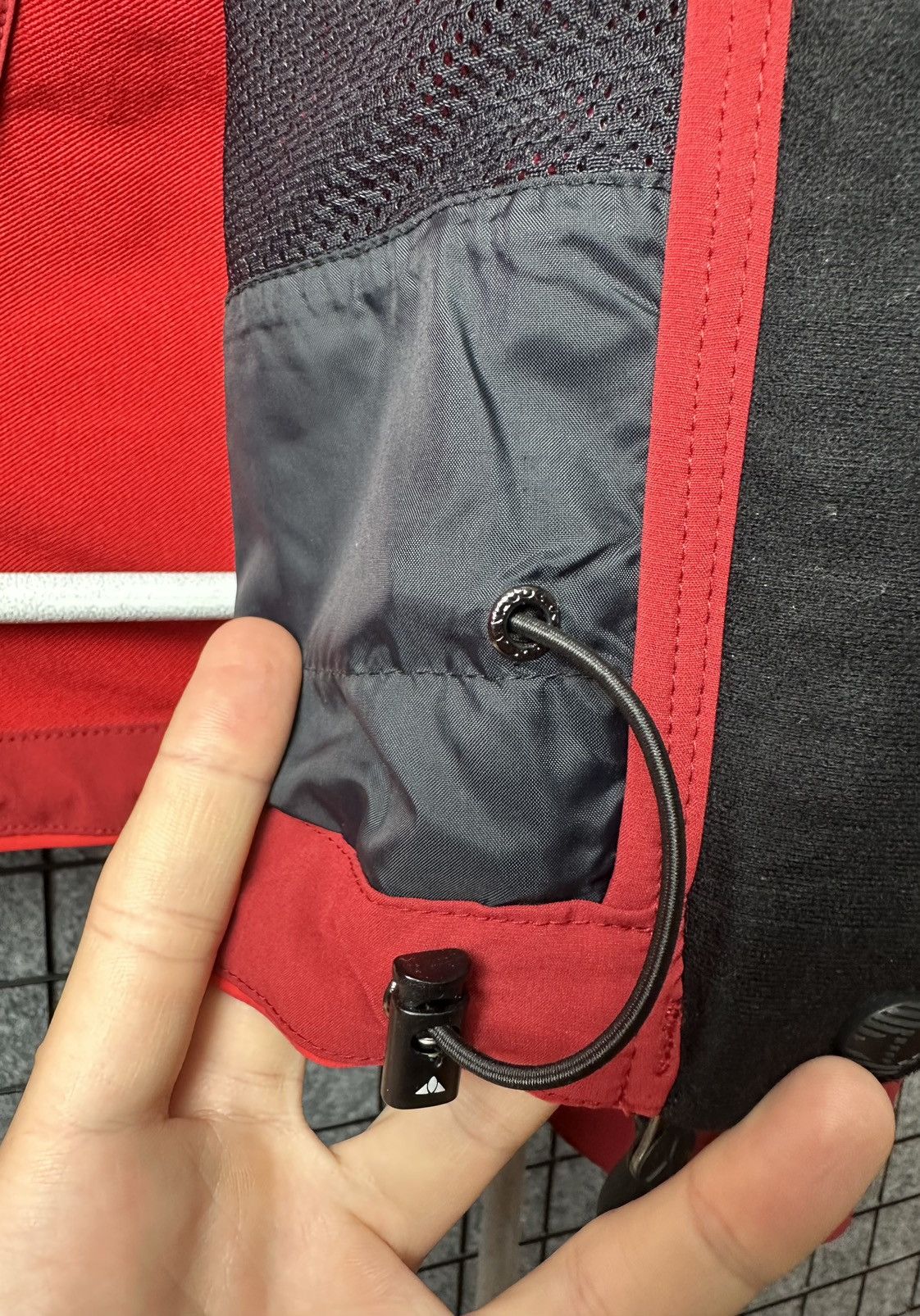Other Vaude Outdoor Techwear Windproof Light Jacket Size L Size US L / EU 52-54 / 3 - 10 Thumbnail