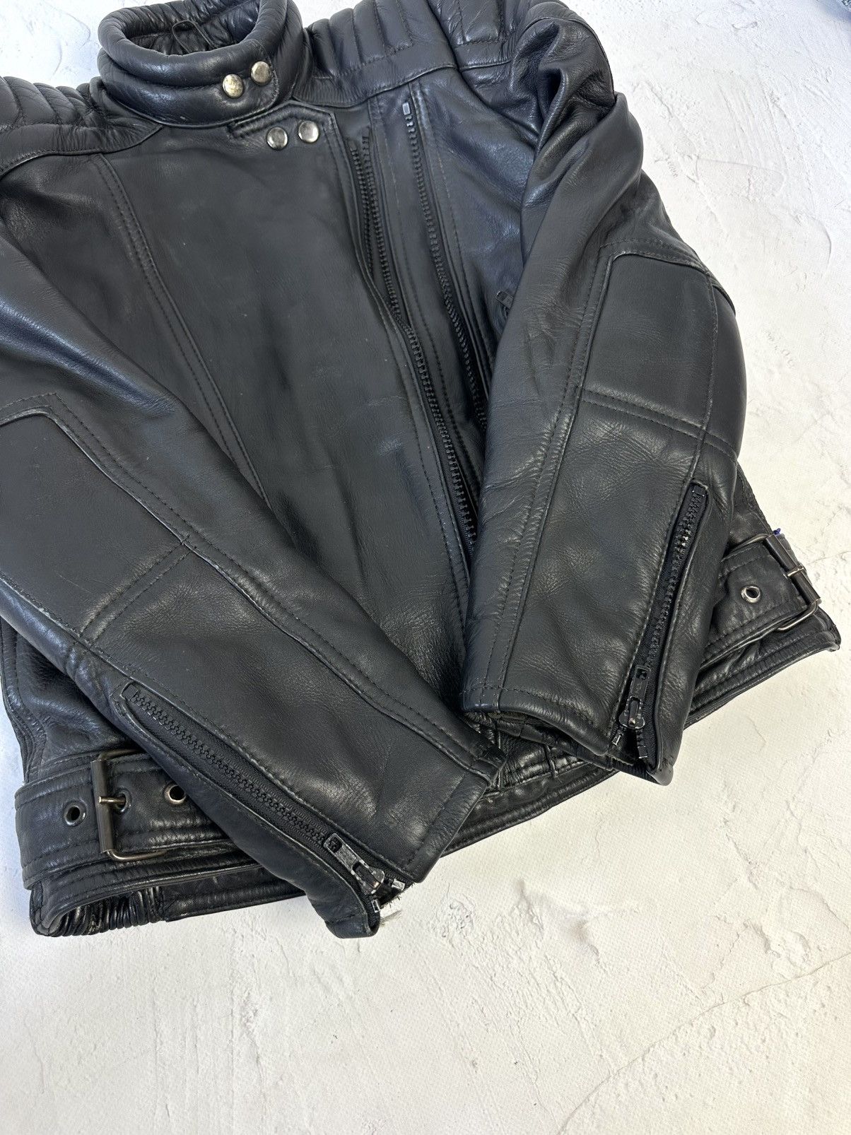 Vintage Vintage Black Leather Biker Zipper Jacket Size US S / EU 44-46 / 1 - 7 Thumbnail