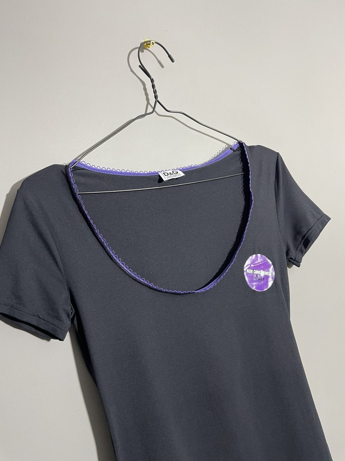 Dolce & Gabbana Dolce&Gabbana small logo luxury tshirt size M Size M / US 6-8 / IT 42-44 - 2 Thumbnail