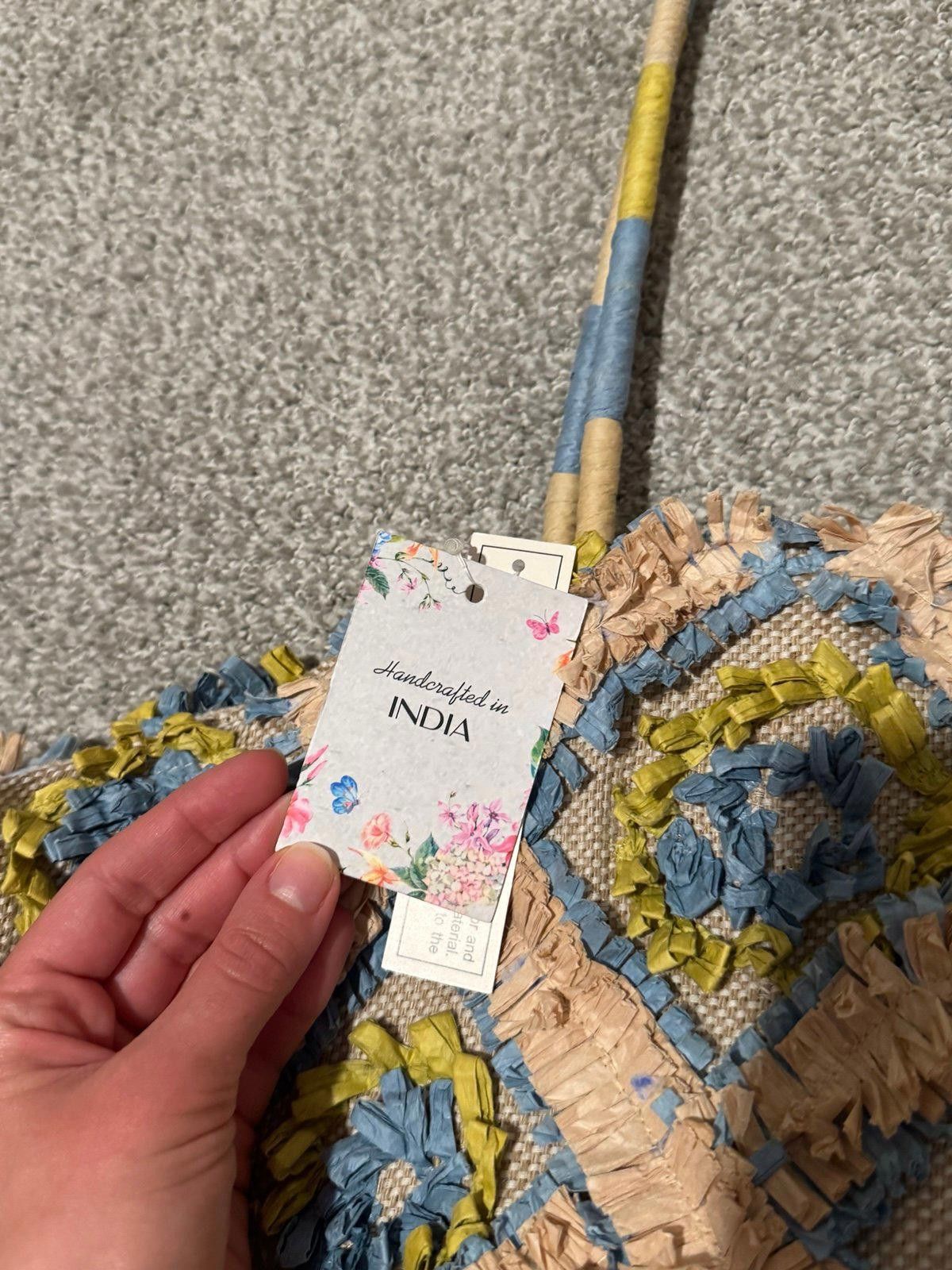 Designer NWT Handcrafted in India Adorable Bag Size ONE SIZE - 4 Thumbnail