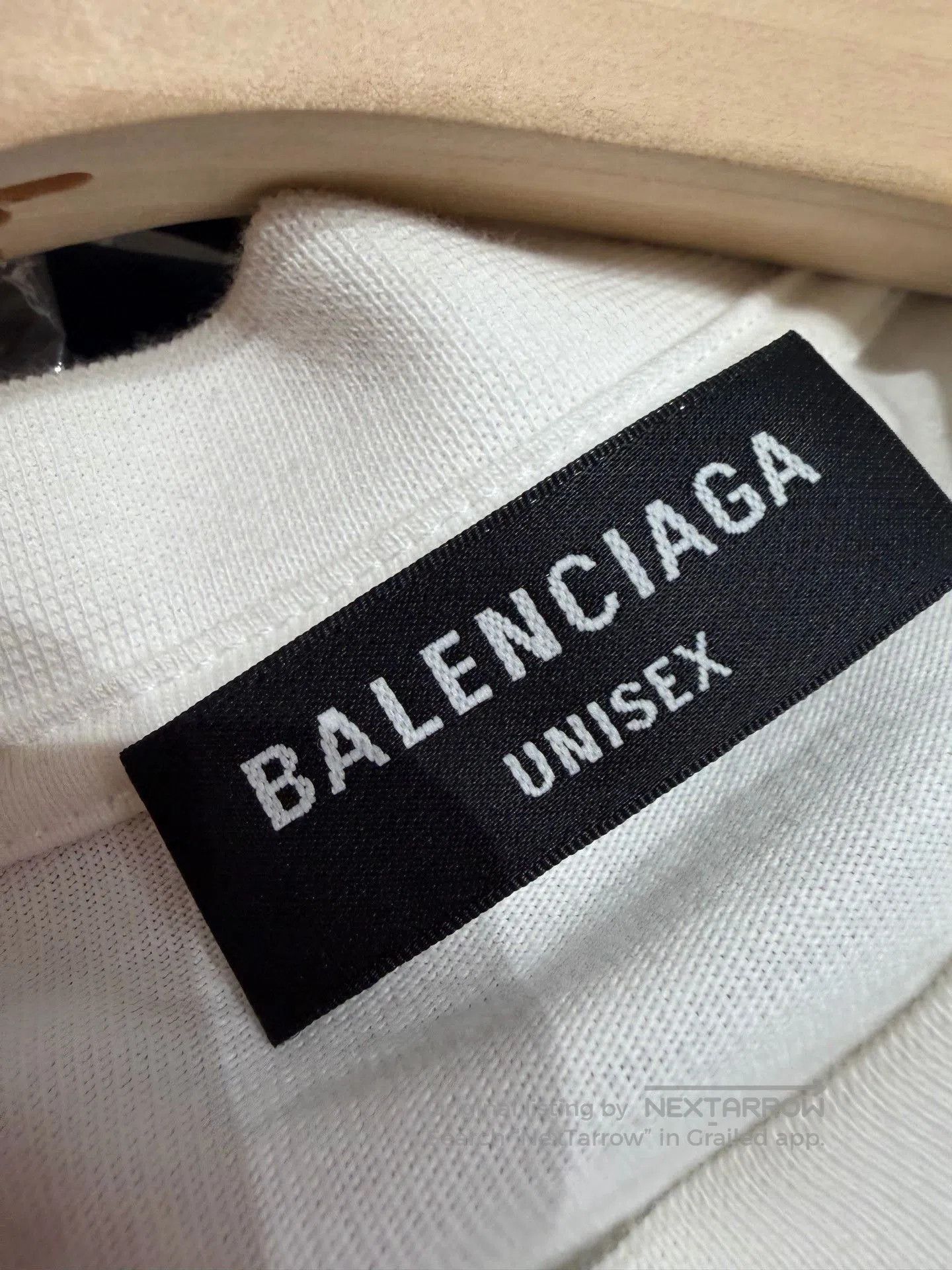 Balenciaga Balenciaga x WFP Collaboration White Long Sleeve. Size US L / EU 52-54 / 3 - 4 Thumbnail
