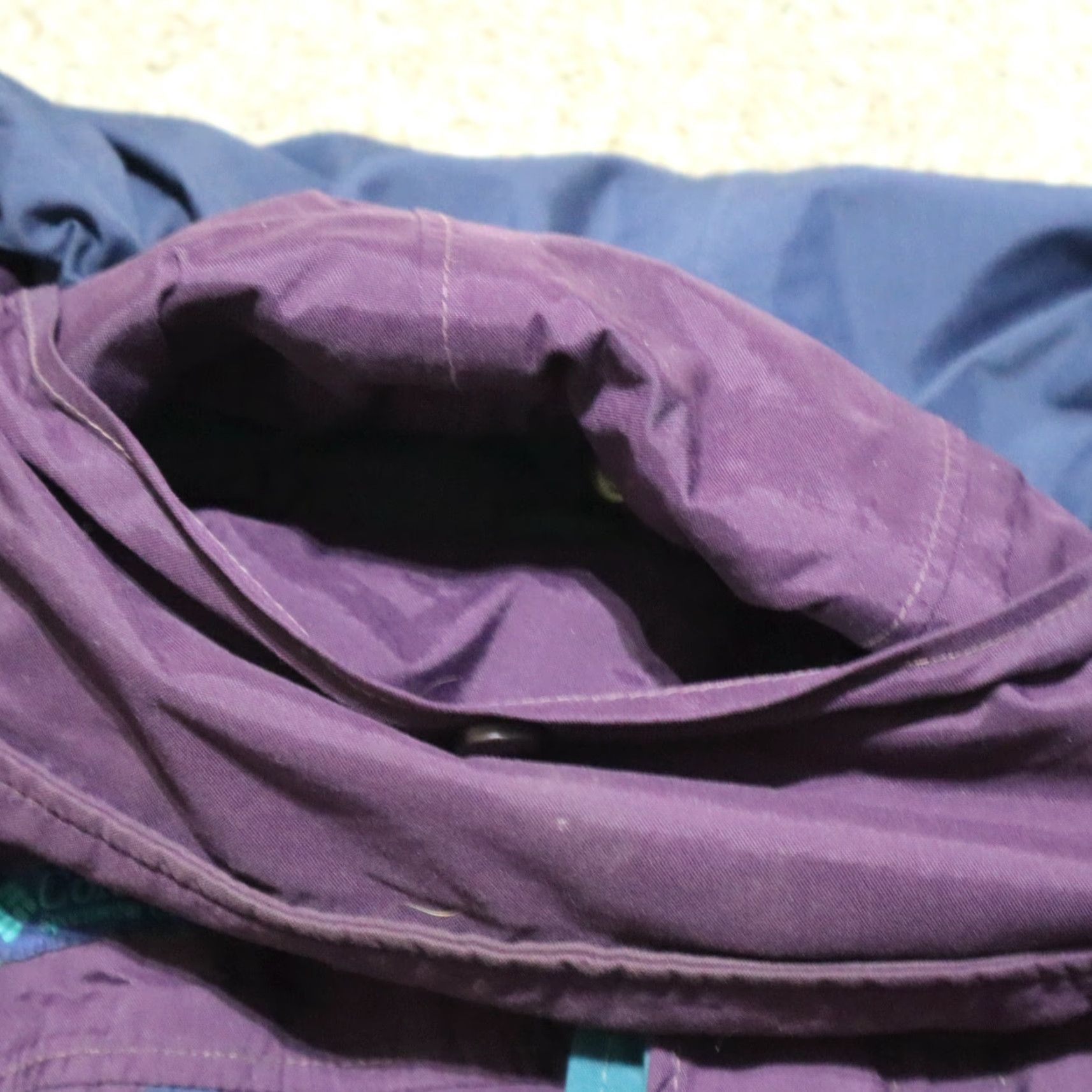 Vintage Vintage Columbia Ski Jacket Men's 2XL Winter Outerwear Purple Green Burgundy Stand-Up Collar Machine Washable Size US XXL / EU 58 / 5 - 4 Thumbnail