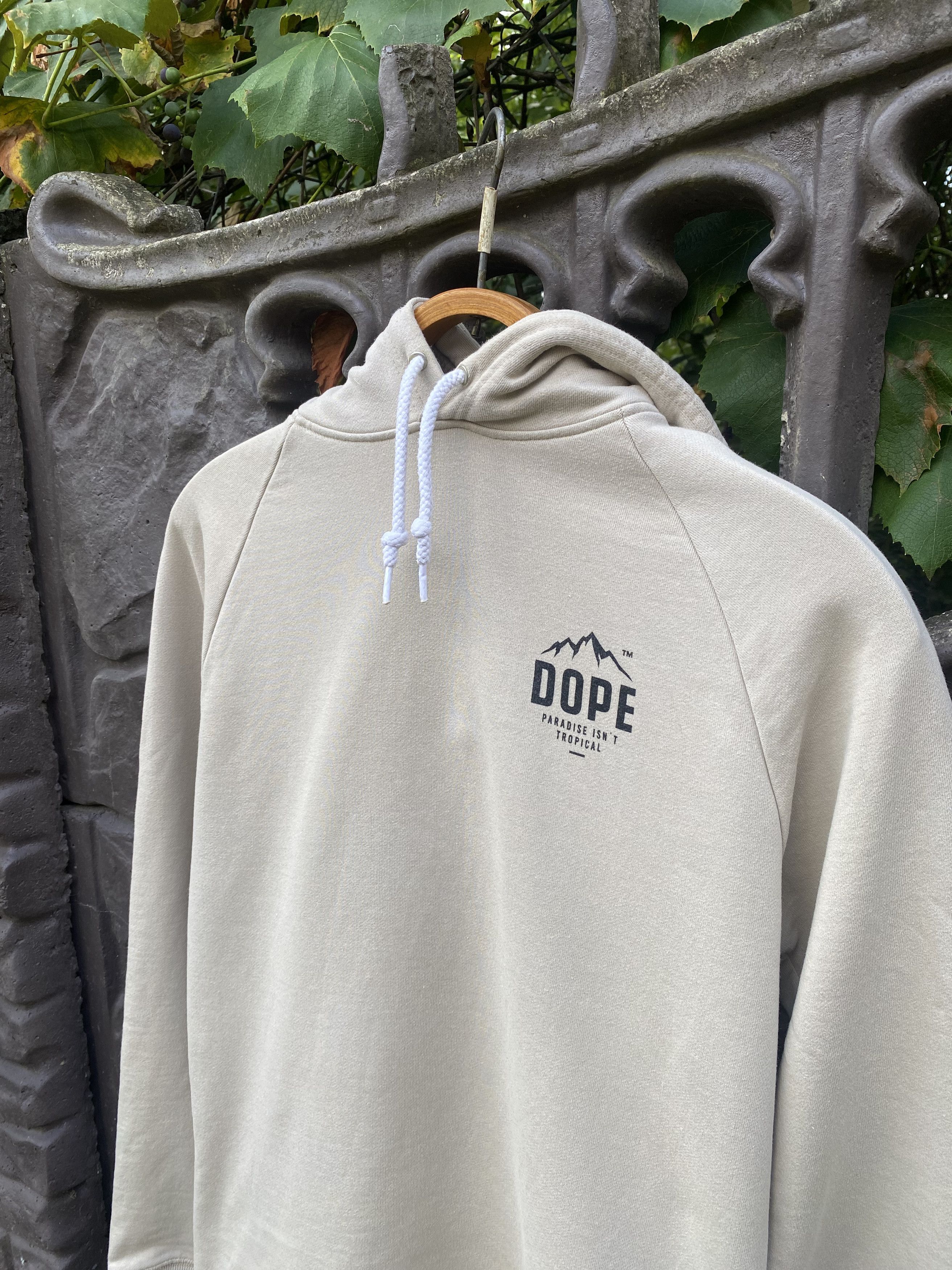 Vintage DOPE HOODIE MENS PARADISE ISN‘T TROPICAL Size US S / EU 44-46 / 1 - 16 Thumbnail
