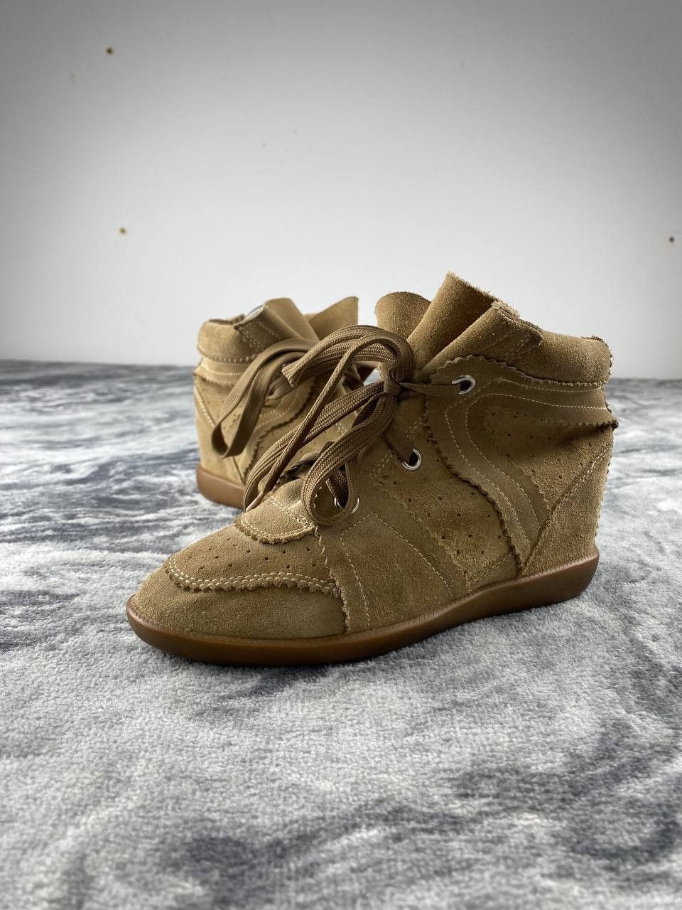 Isabel Marant Isabel Marant Bobby Sneakers Size US 7 / IT 37 - 1 Thumbnail