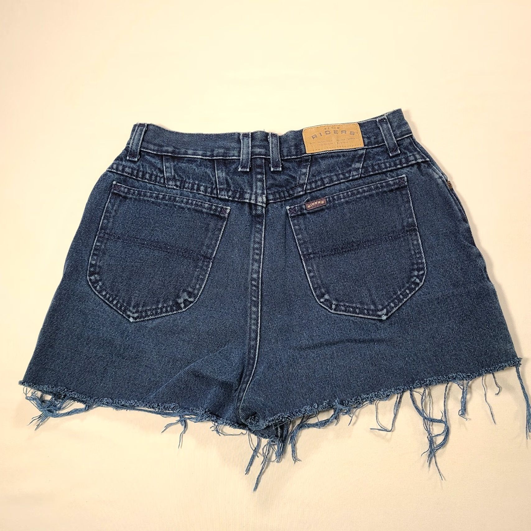 Vintage Riders Denim Shorts Womens 6 Blue Cut-Off High Rise Pocket Zipper Closure Dark Wash Denim (5-Pocket) Casual Size 27" / US 4 / IT 40 - 2 Thumbnail