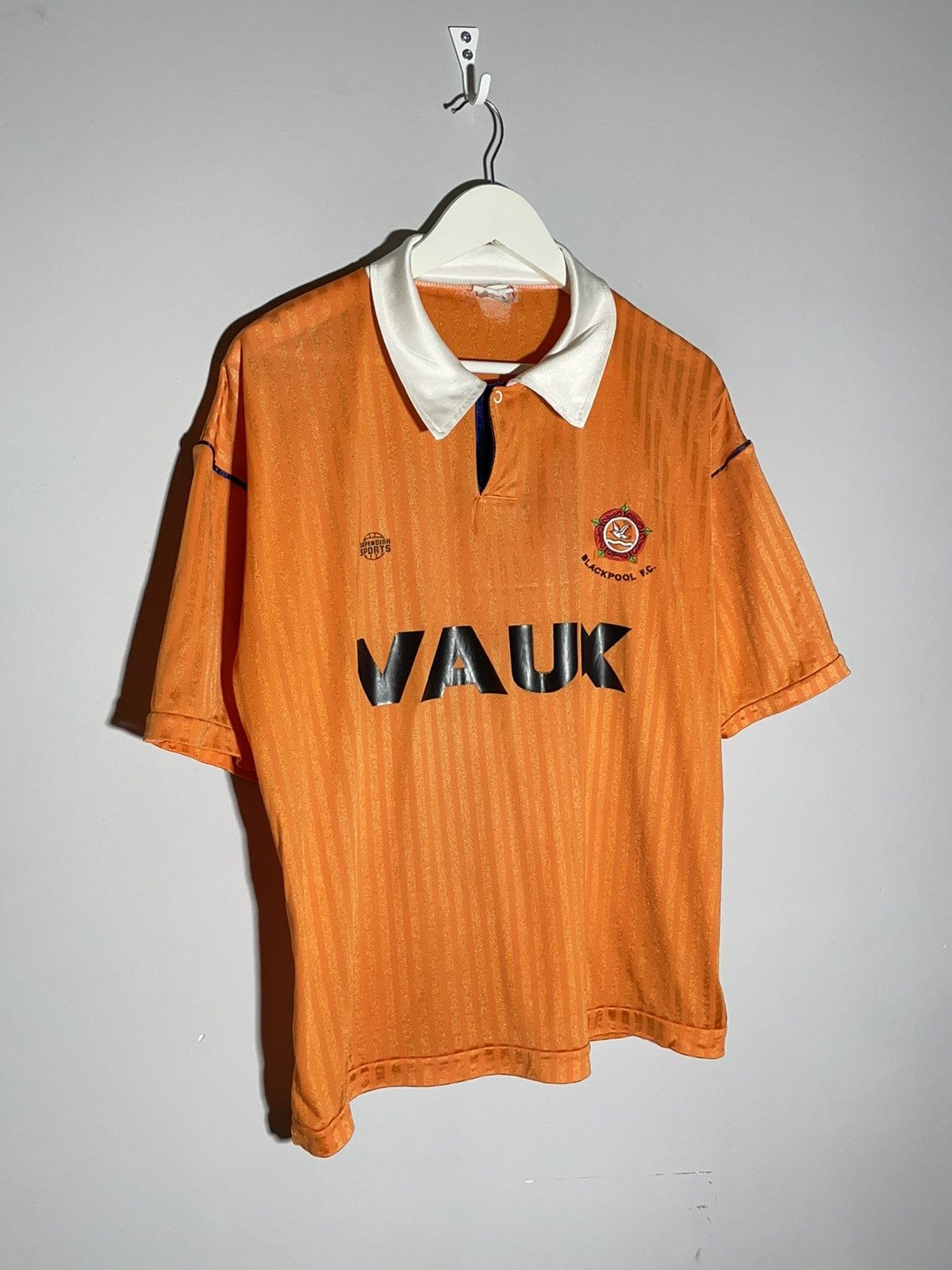 Vintage Blackpool Vintage 1990/91 Home Very Rare Football Shirt Size US L / EU 52-54 / 3 - 2 Thumbnail