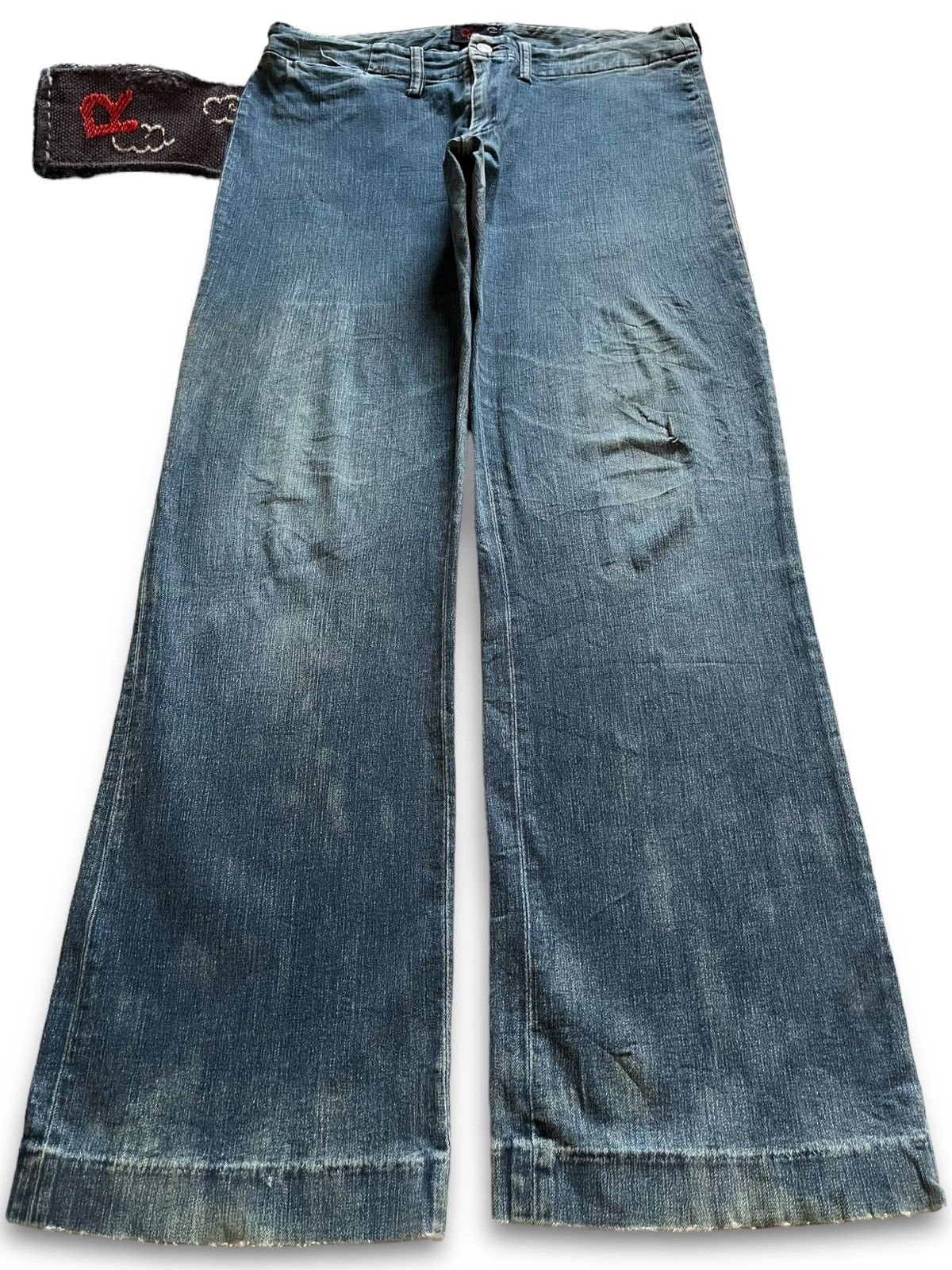 45rpm × Japanese Brand Vintage Japanese 45Rpm Bootcut Rip Blue Wash Jeans Size US 30 / EU 46 - 1 Thumbnail