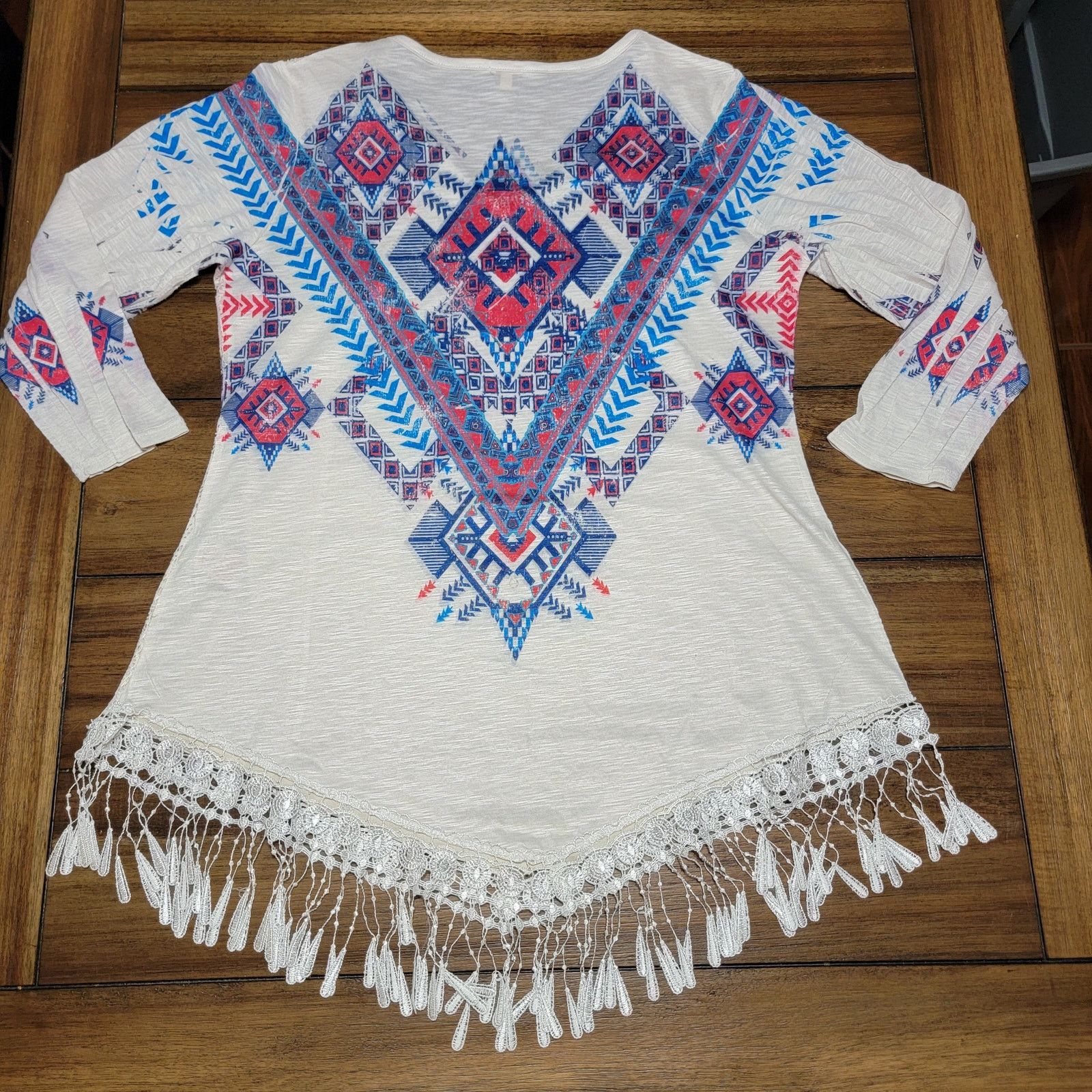 Other Reba LS White V-Neck Blouse w/ Aztec Print & Bling - Medium Size M / US 6-8 / IT 42-44 - 4 Thumbnail