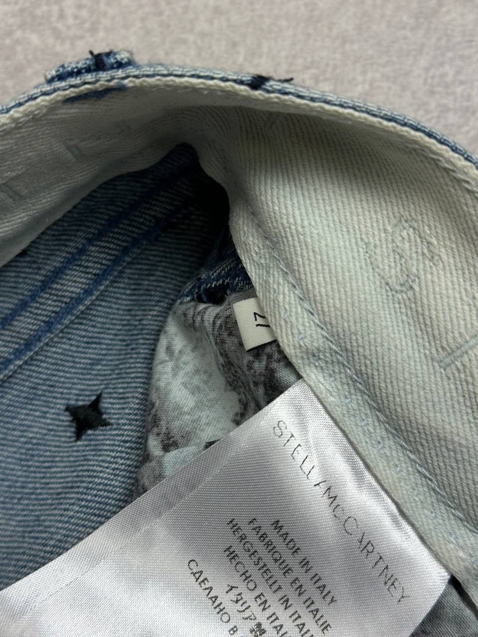 Stella McCartney WMNS Stella McCartney All Over Stars Denim Jeans Size 27" / US 4 / IT 40 - 11 Thumbnail