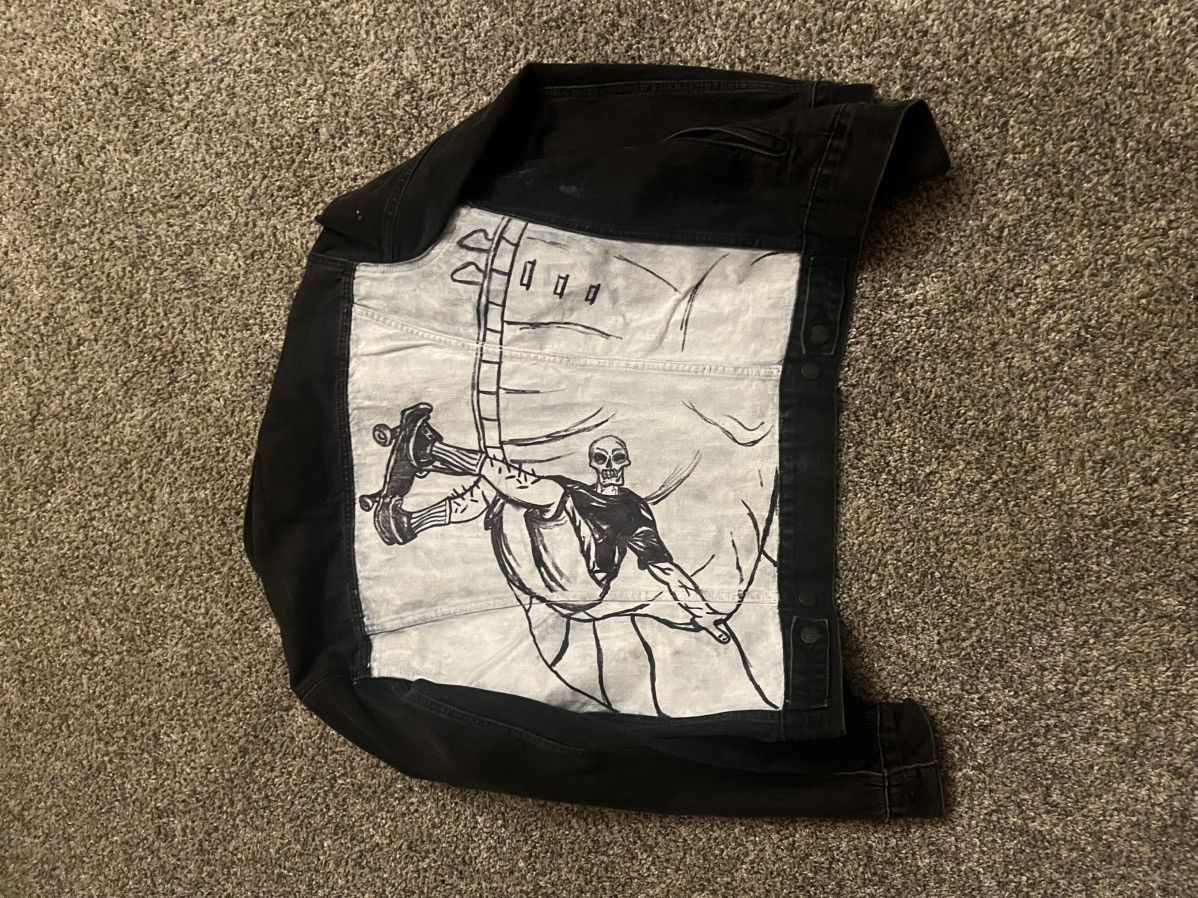 Levi's Handpainted custom unique jean jacket. Size US M / EU 48-50 / 2 - 5 Thumbnail