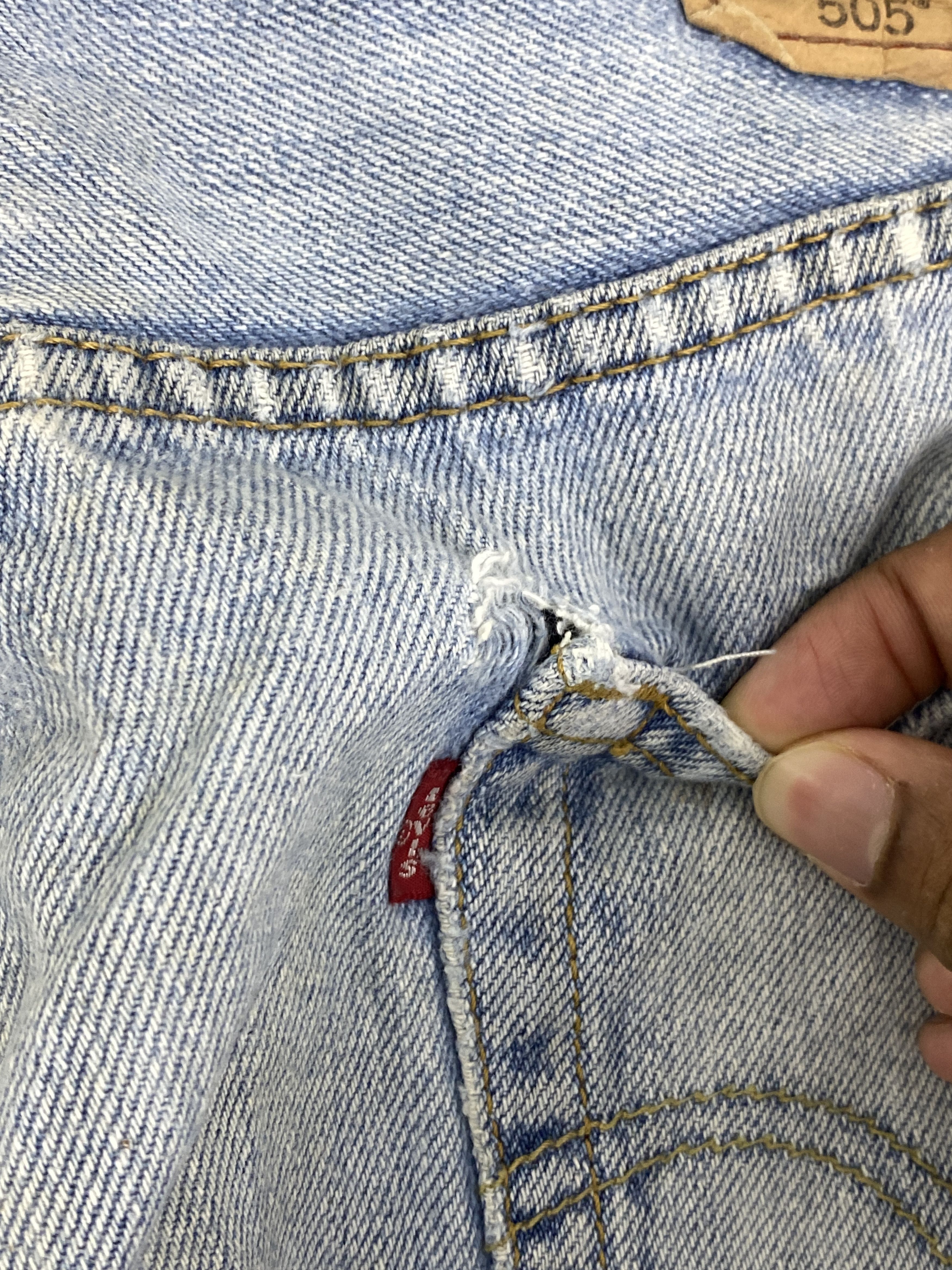 Levi's Vintage Levis 505 Light Washed Jeans DP2829 Size US 30 / EU 46 - 23 Thumbnail