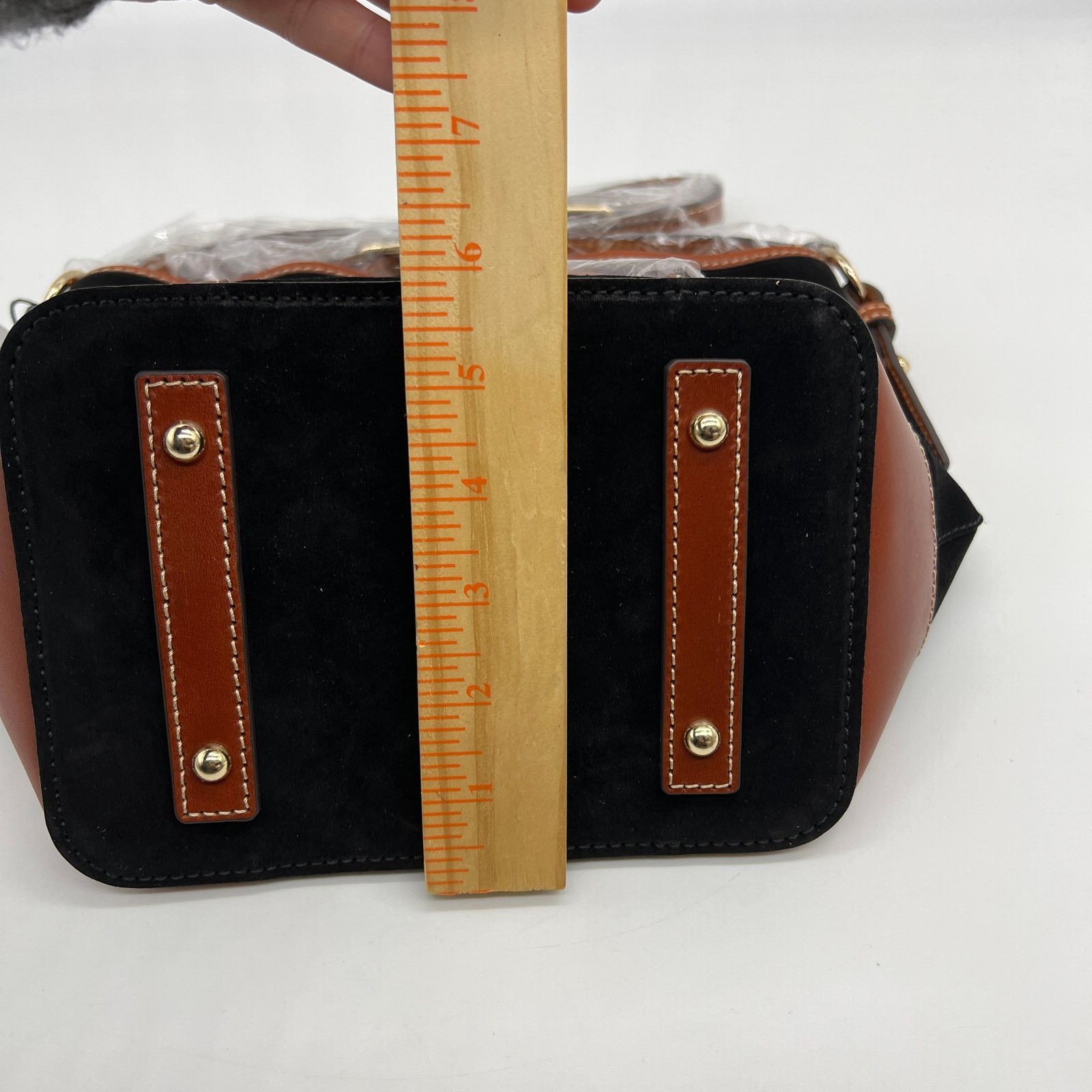Dooney & Bourke Dooney & Bourke Suede Drawstring Crossbody Bags Black Size ONE SIZE - 3 Thumbnail