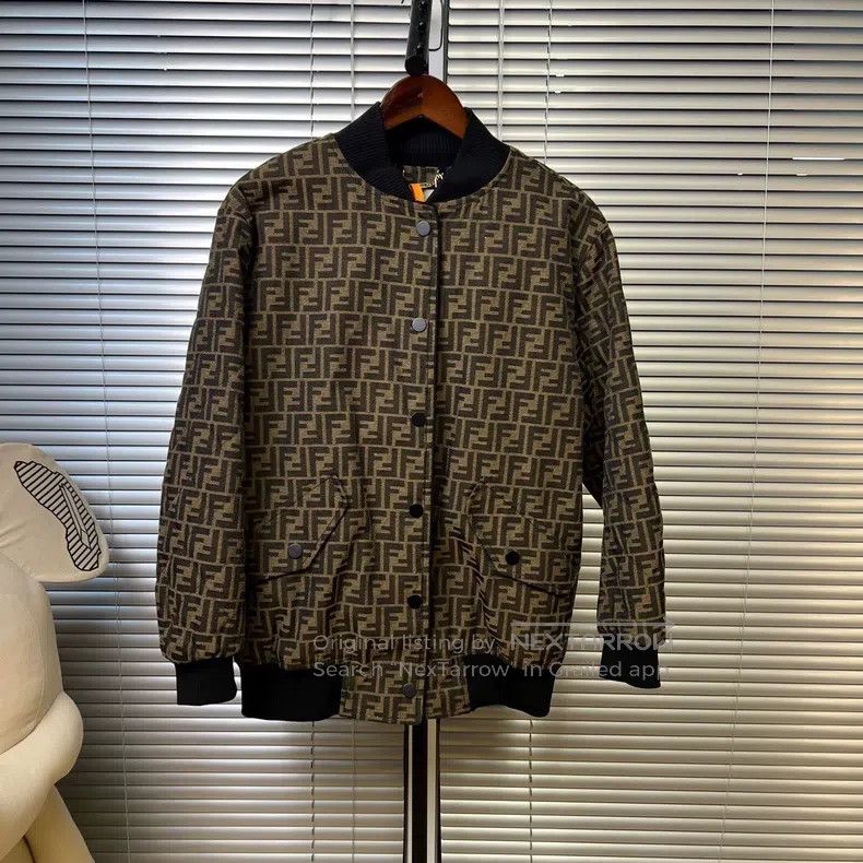 Fendi Fendi Logo Short Cotton Jacket Size XS / US 0-2 / IT 36-38 - 1 Thumbnail