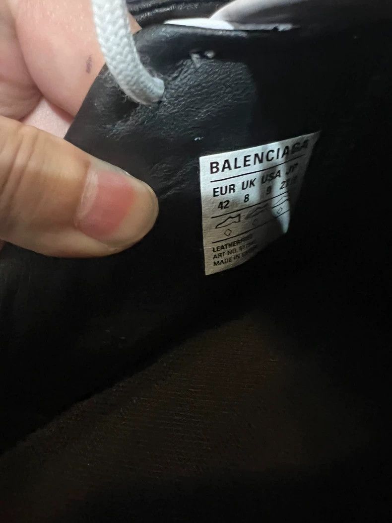 Balenciaga Balenciaga Zen Football Shoes Size 42 43-2505 Size US 9 / EU 42 - 5 Thumbnail